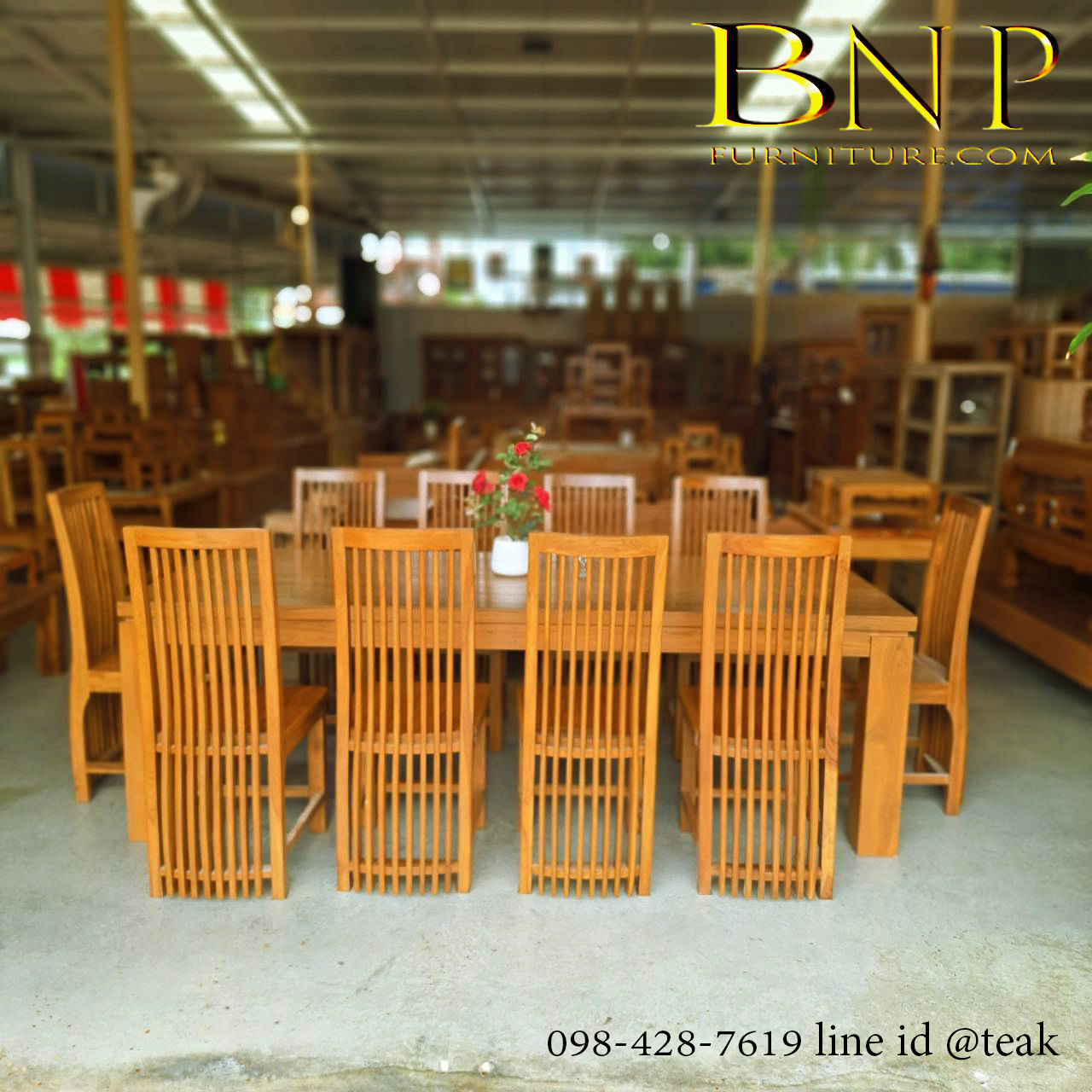 โต๊ะทานข้าวโมเดิร์น 10 ที่นั่ง รุ่น ไอริส