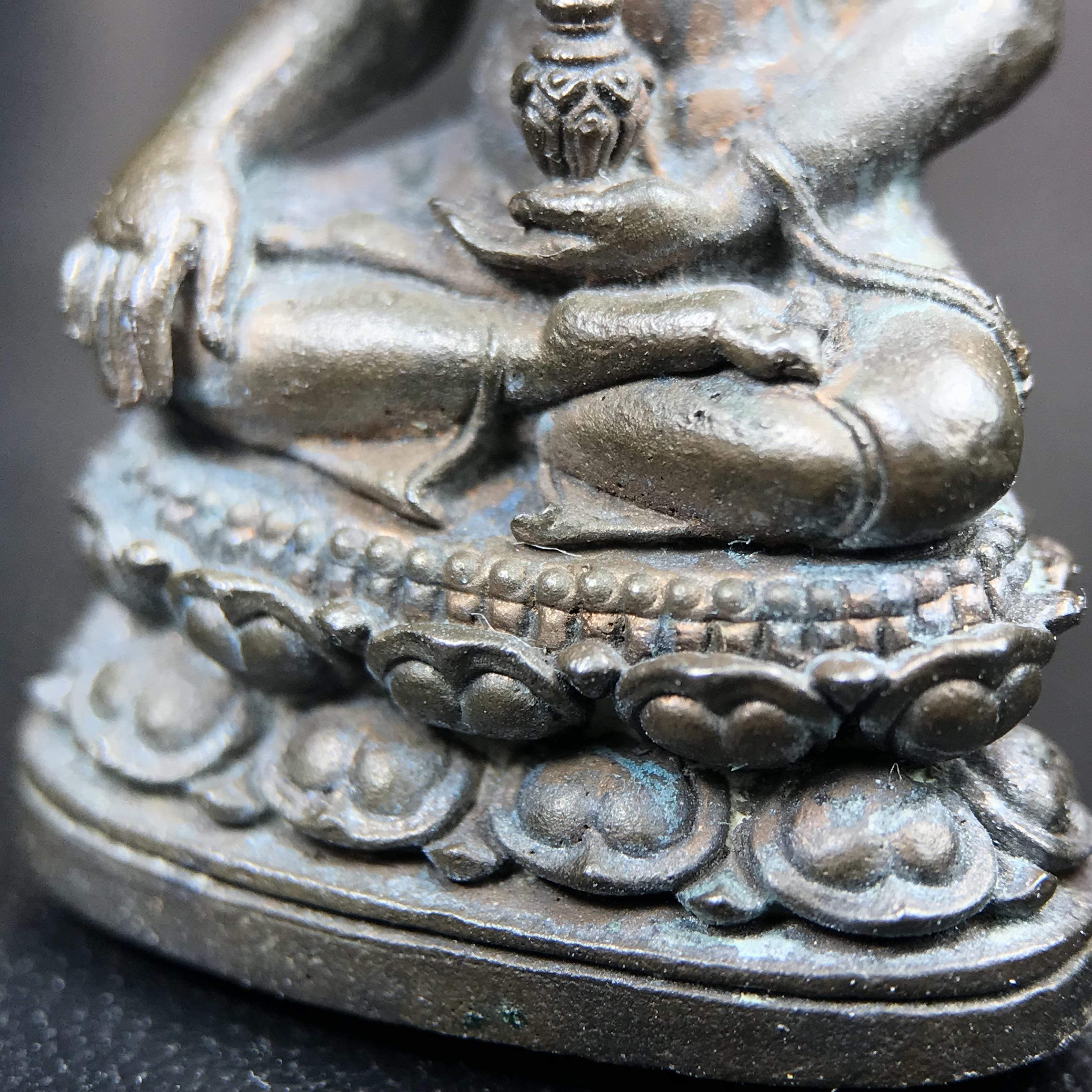 พระกริ่ง-พระชัยวัฒน์อธิบดี ปี2525 ของดีอัยการ (มีไว้บูชาเลื่อนยศเลื่อนตำแหน่งทุกท่าน)(1ใน 2525 ชุด)****ชุดหมายเลข ๗๘๖ ****มียศ มีบารมี สมกับความหมายของนาม พระกริ่งอธิบดี “พระกริ่งผู้เป็นใหญ่ในหมู่พระกริ่งทั้งหลาย”