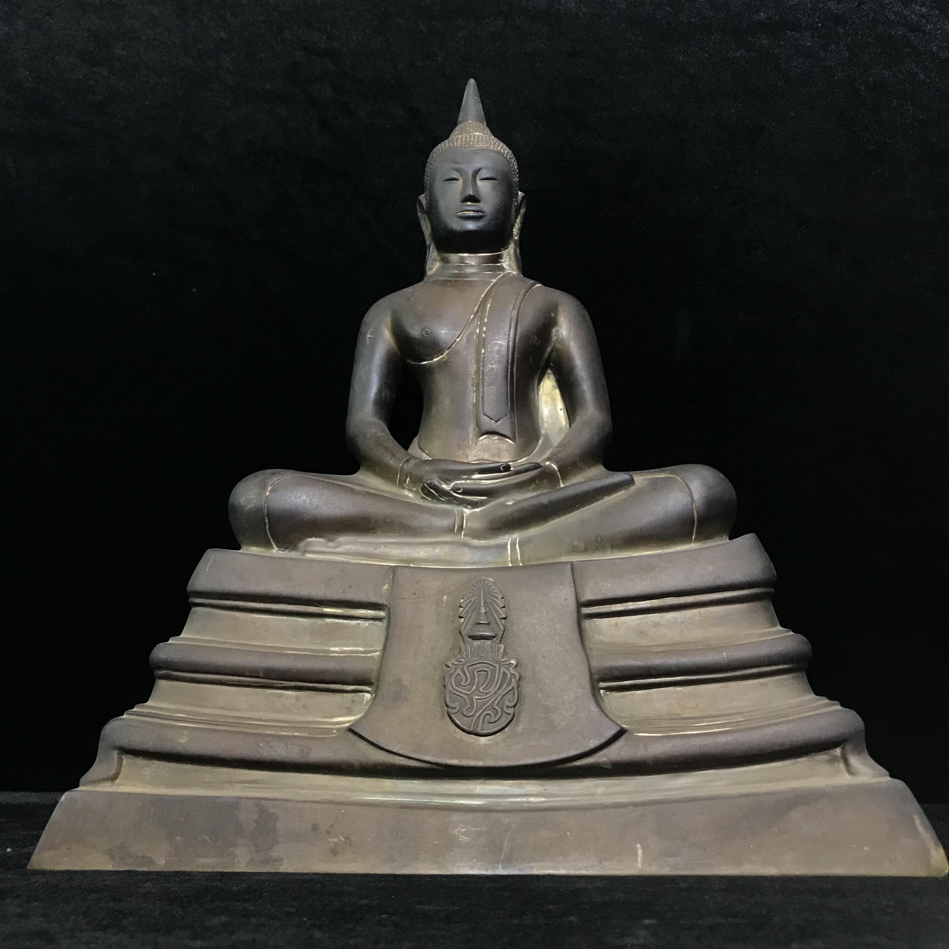 พระบูชาพระพุทธโสธร ภปร. รุ่นย้อนยุค ปี2539 กาญจนาภิเษกครองราชสมบัติครบ 50ปี หน้าตัก 7นิ้ว หมายเลข00742