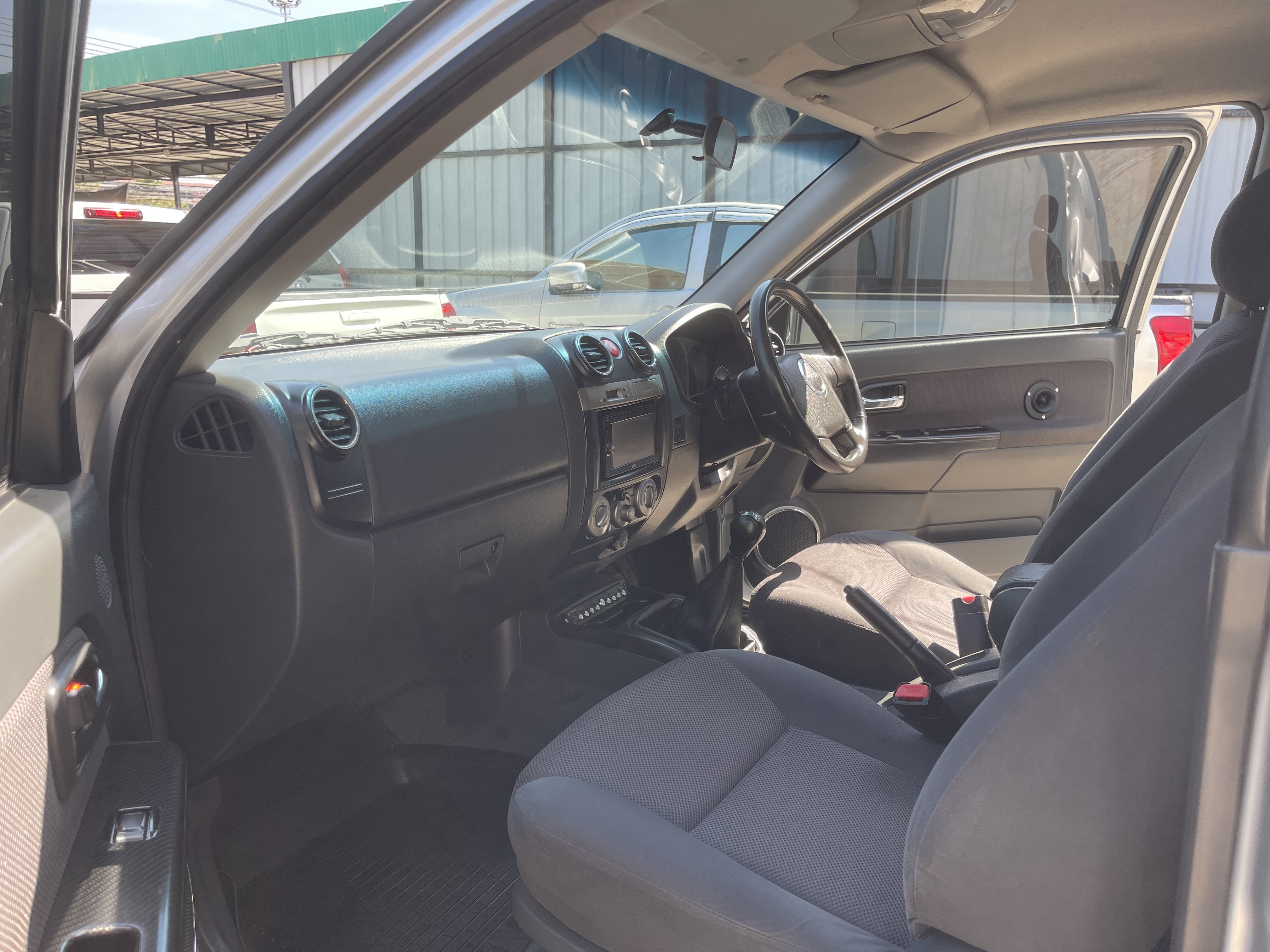 Isuzu Dmax Cab SLX 2.5 2010 เงิน