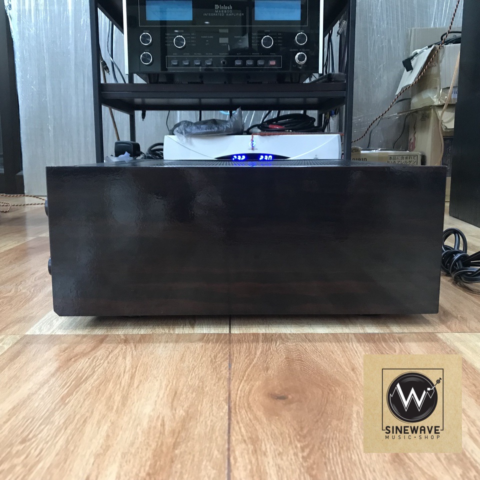 Integrated Amp ยี่ห้อ Sansui รุ่น AU-D907X (Made in Japan)