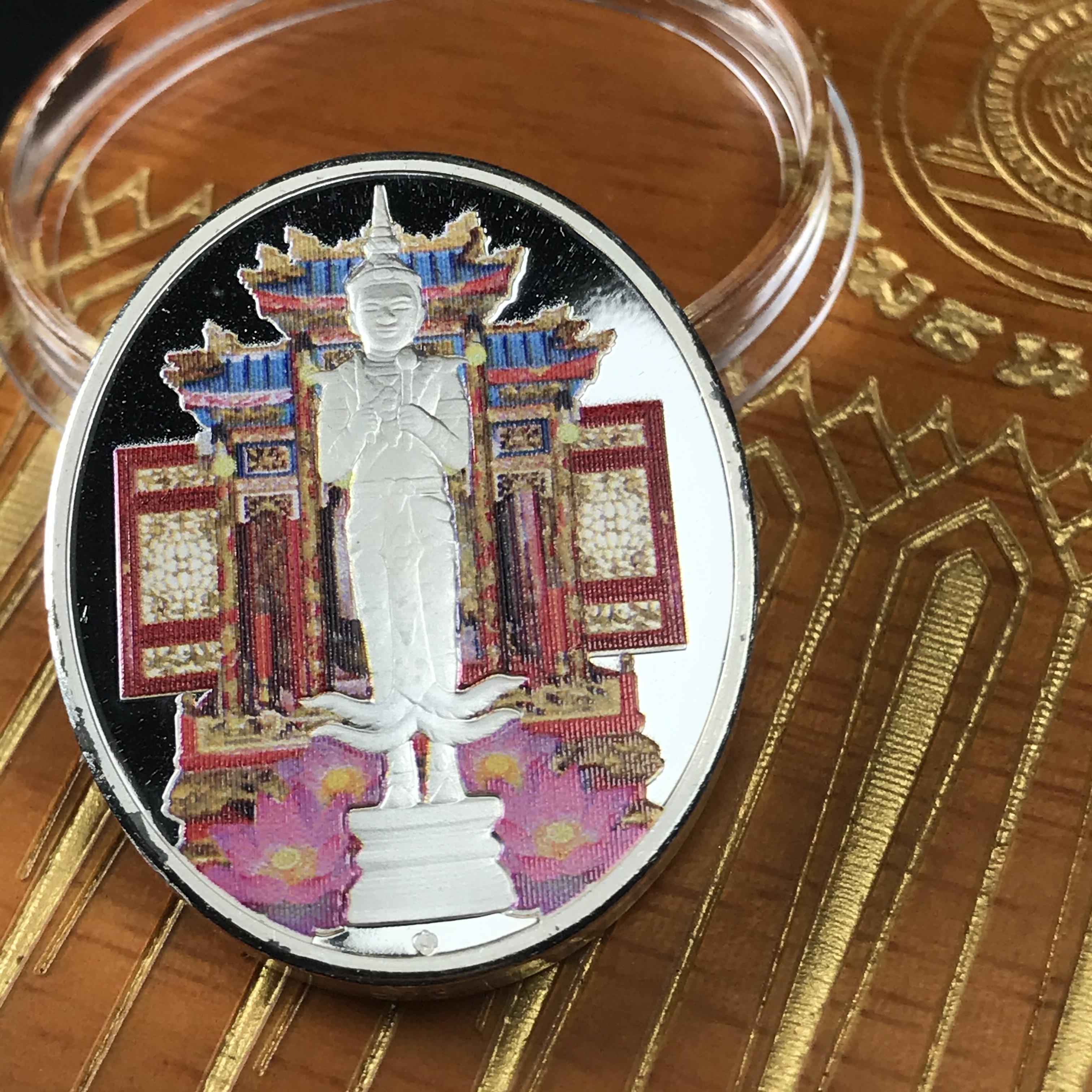 เหรียญที่ระลึกพระคลัง (พิมพ์สี) เนื่องในโอกาสครบ 125 ปี พระคลังมหาสมบัติ พ.ศ. 2558 เนื้อเงิน 99.99% ขัดเงา พิมพ์สี สวยสดงดงาม(นิยม สร้างน้อย หายาก)1 ใน 3126เหรียญ ***ตามความเชื่อที่ว่า ท่านใดมีพระคลังไว้บูชา ท่านนั้น จะมีกินมีใช้ตลอดไป เงินทองไม่ขาดมือ***