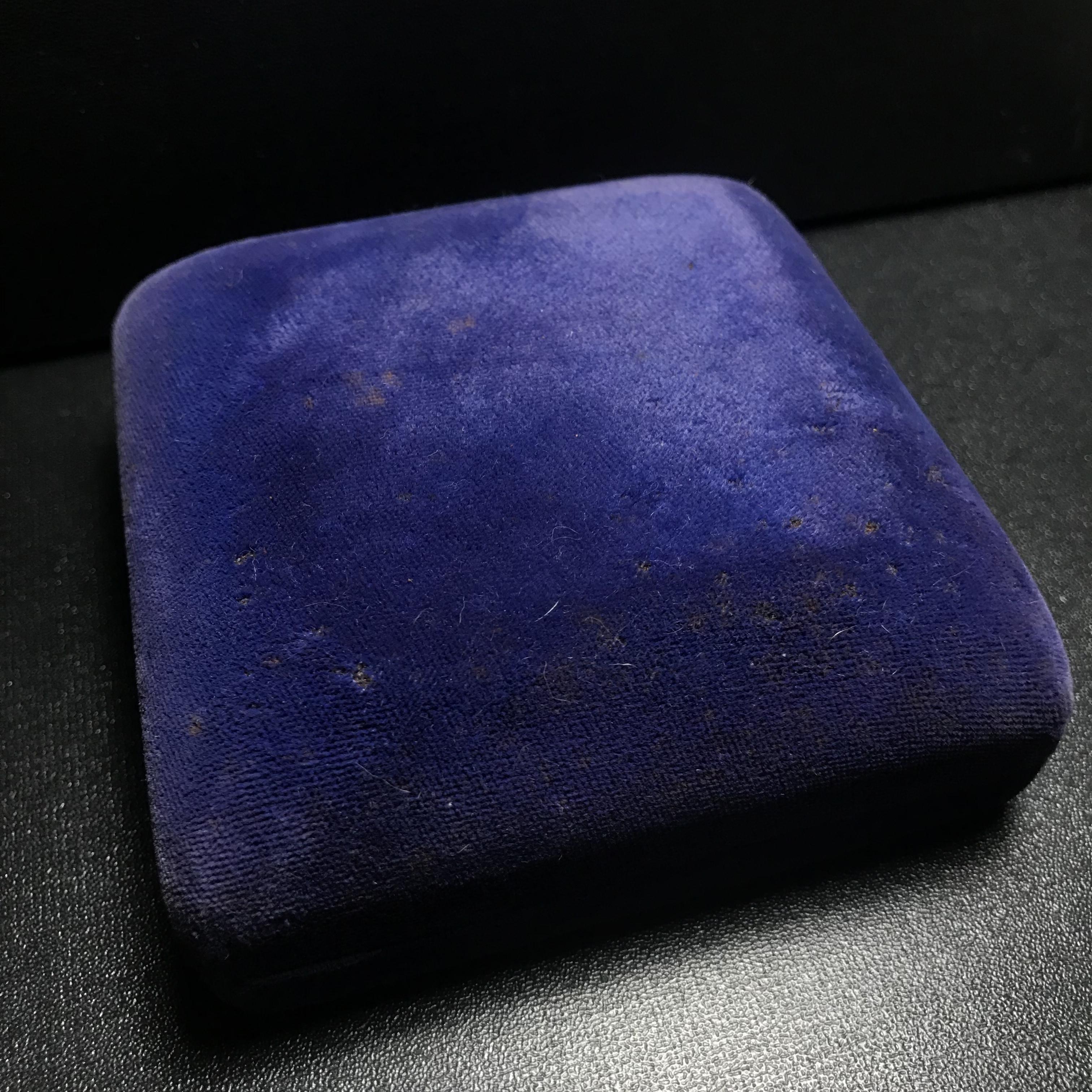 หลวงปู่แหวน วัดดอยแม่ปั๋ง รุ่นสร้างตึกโรงพยาบาล ปี 2521 หลัง ภปร.(ใหญ่)ชุดบรรจุ3เหรียญกล่องเดิม