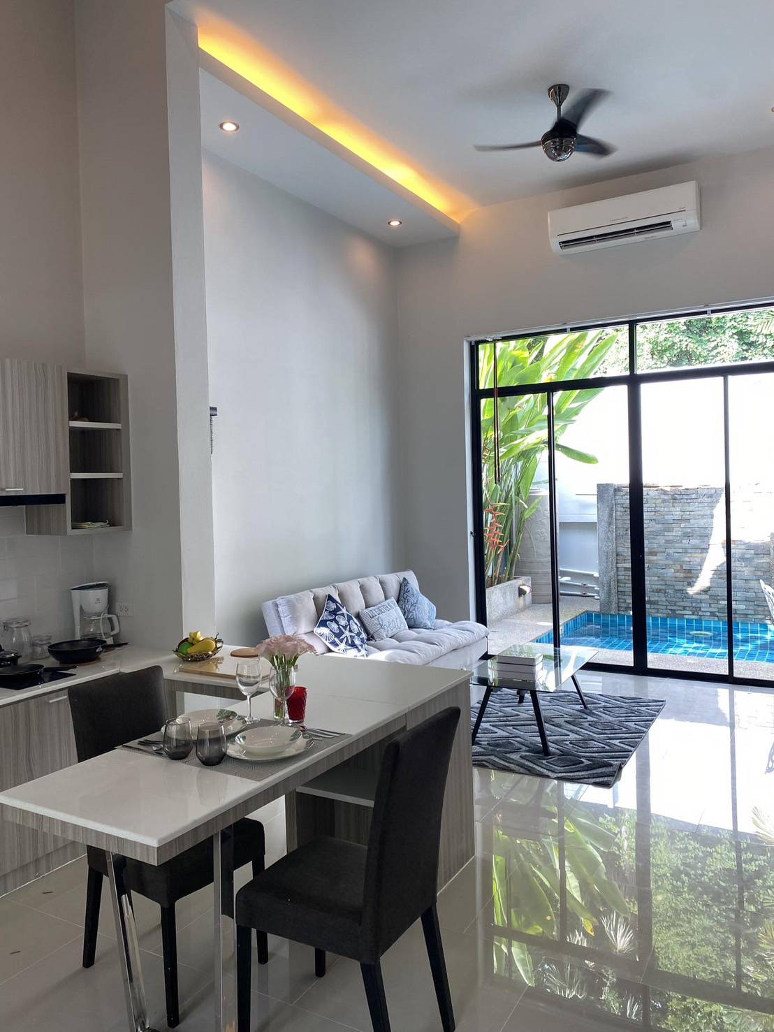 For Rent : Private Pool Villa near Robinson Thalang, 2 bedrooms 2 bathrooms