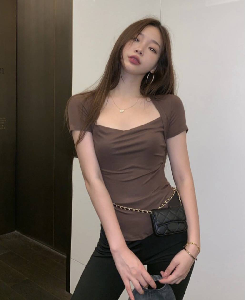 ครอปต่อหลัง