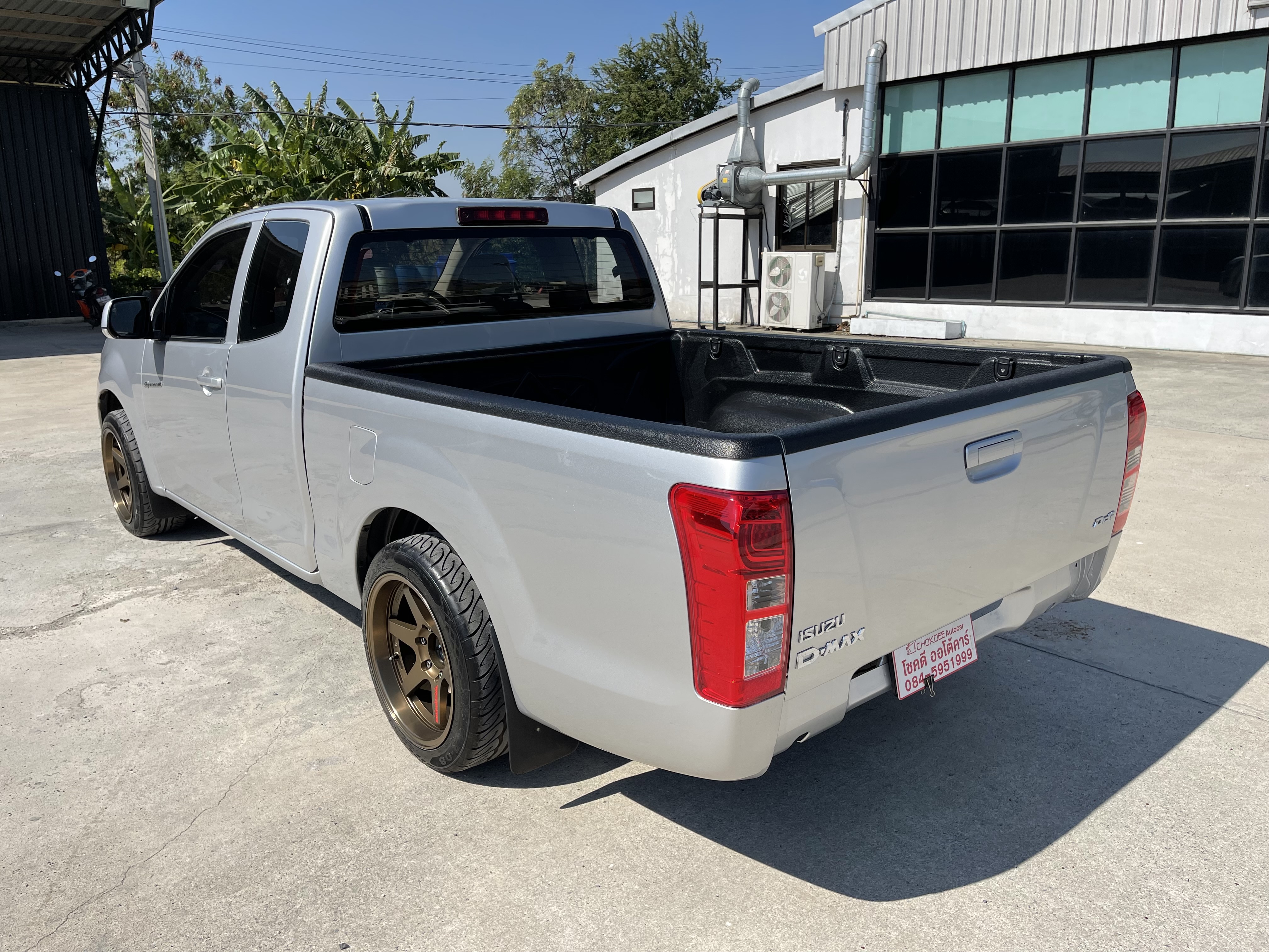 Isuzu Dmax All New Cab 2.5 L 2015 เงิน