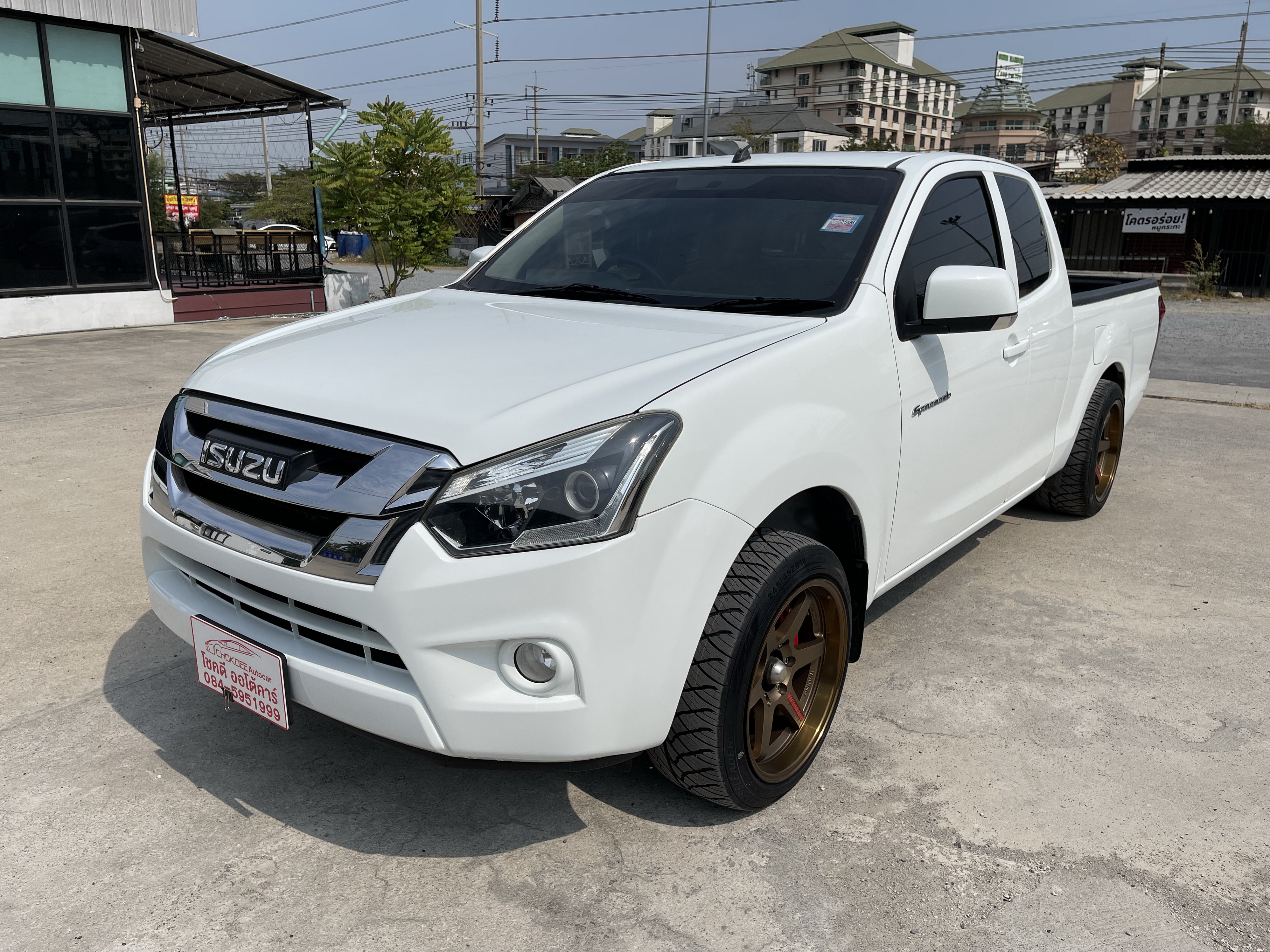 Isuzu Dmax All New Cab 1.9 L 2017 ขาว