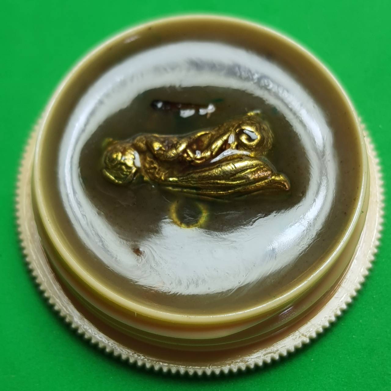 ของนำโชค สีผึ้งต่อเงินต่อทอง เรียกทรัพย์ สีผึ้งแท้ สีผึ้งของแท้ สีผึ้งโชคลาภ สีผึ้งค้าขาย