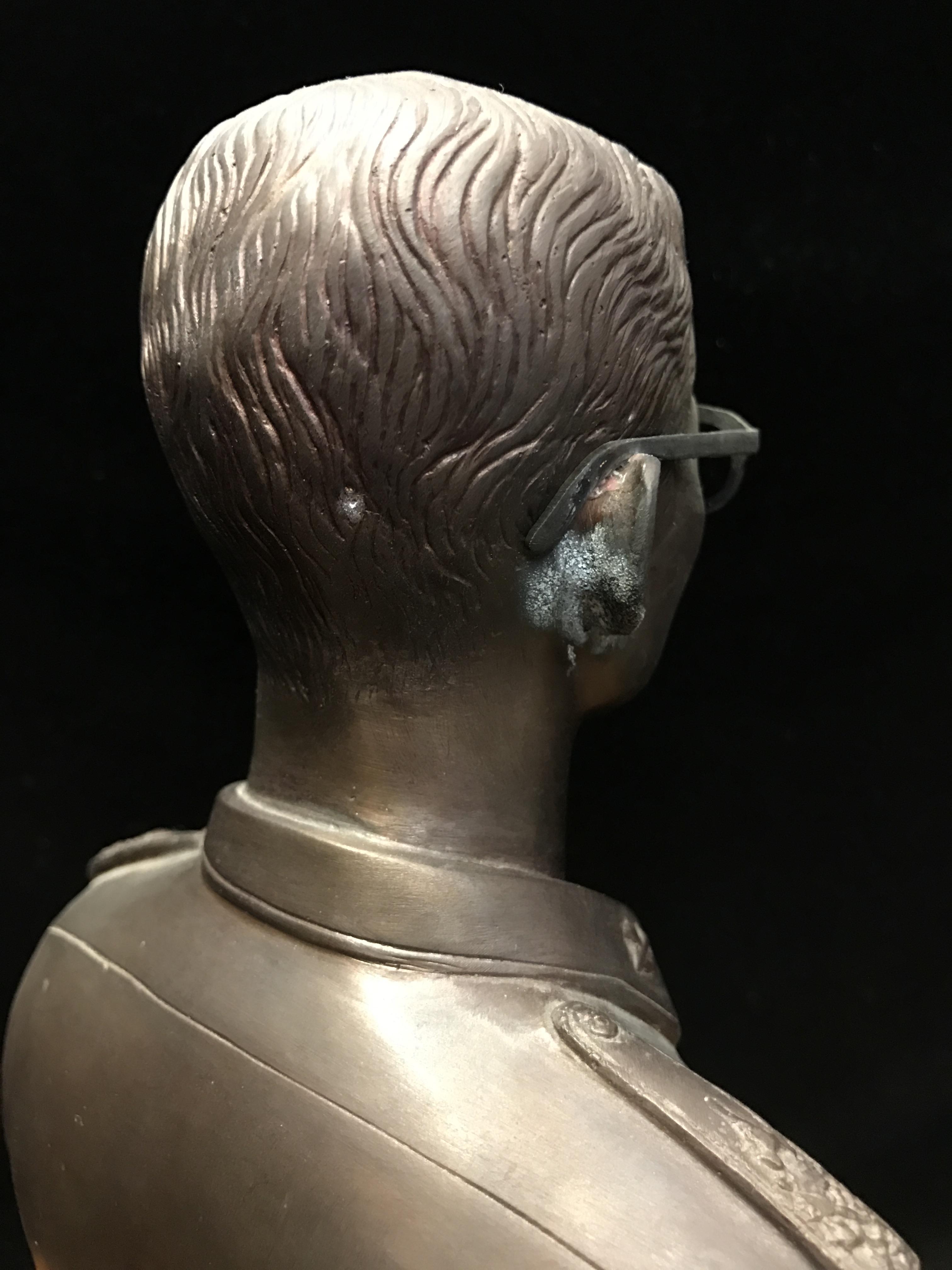 พระบรมรูปหล่อในหลวงรัชกาลที่ 9 กรมราชองครักษ์ รุ่น2 ปี2539(นิยม)