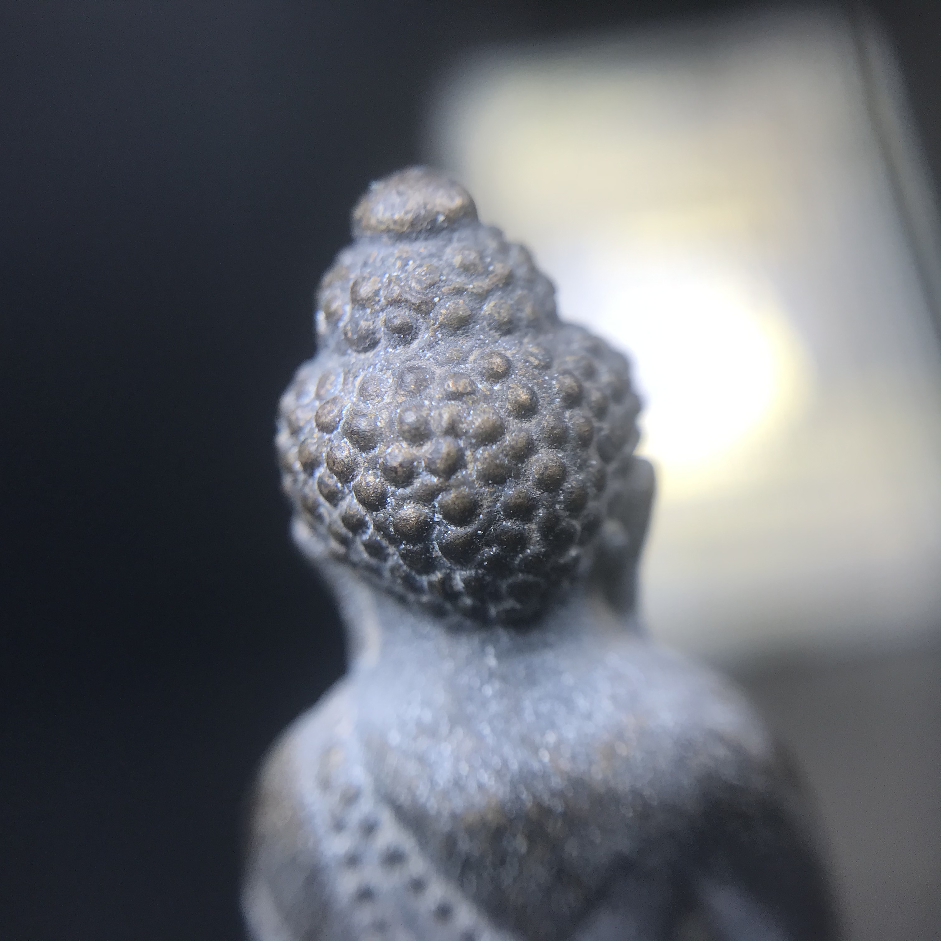 พระกริ่งชินบัญชรฉลองพระชันษา 100 ปี สมเด็จพระญาณสังวร วัดบวรนิเวศวิหาร ปี 2556 เนื้อนวโลหะผสมทองคำก้นทองแดง พิธีใหญ่ มวลสารเด่น นิยม(1 ใน 2556 องค์)