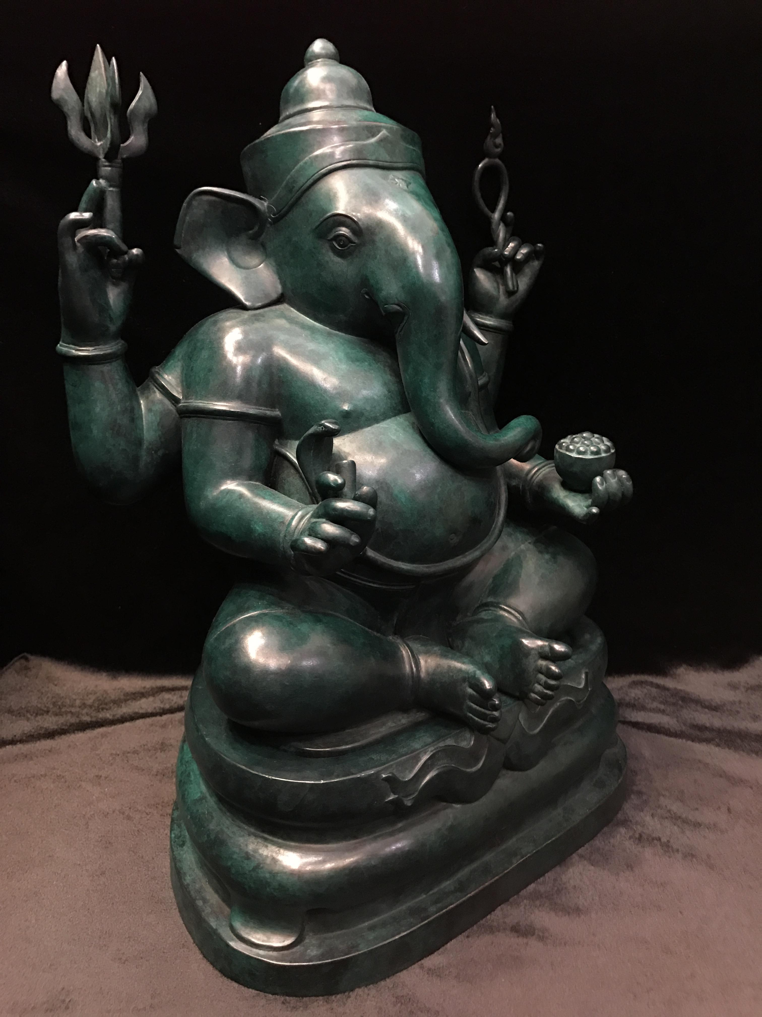 พระพิฆเนศวร์ 65 ปี คณะจิตรกรรม มหาวิทยาลัยศิลปากร ปี2551 ลอยองค์เนื้อสำริดขนาดหน้าตัก 9 นิ้ว