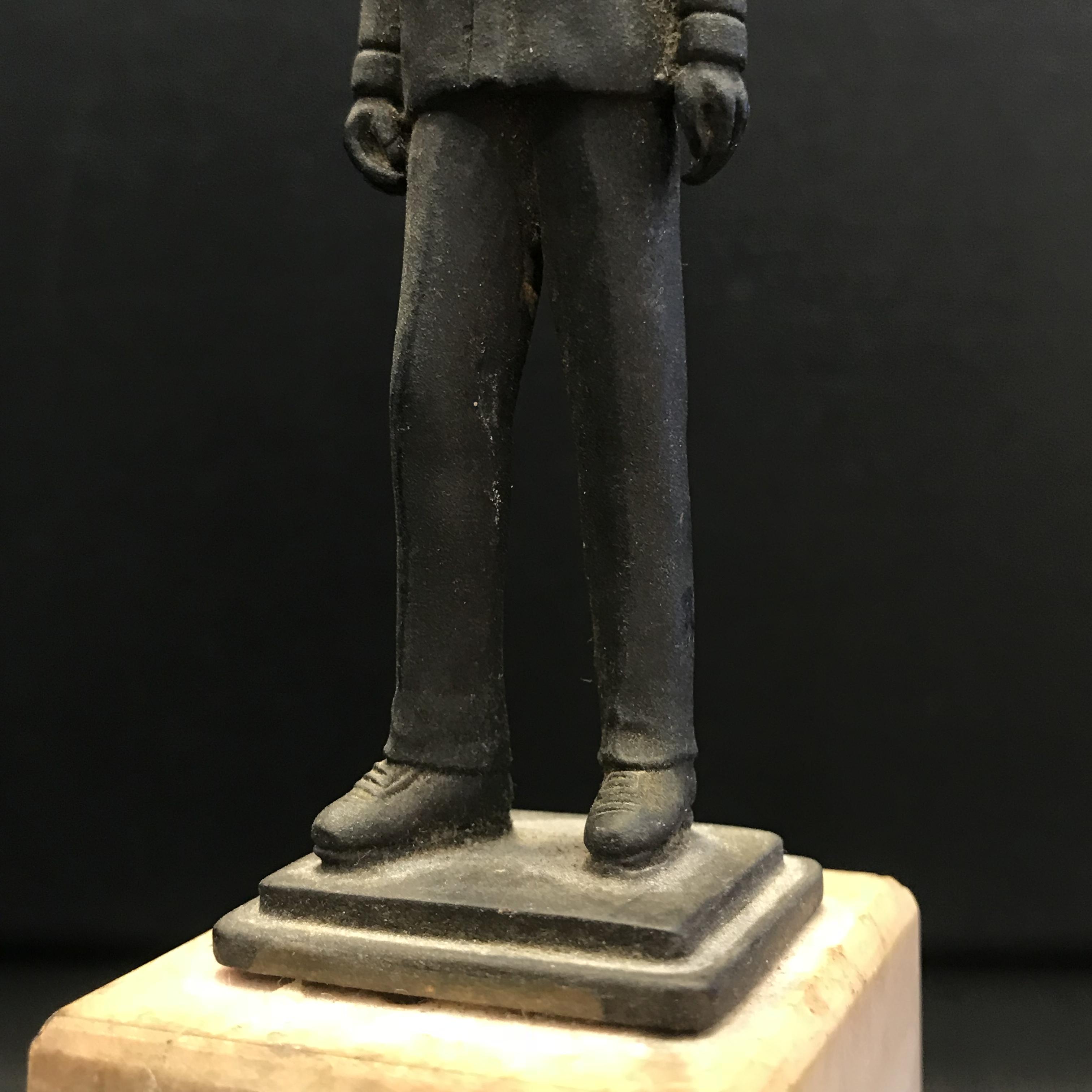 รูปหล่อพระบรมรูป ในหลวงรัชกาลที่ 9 ชุดลูกเสือชาวบ้าน ฐานหินอ่อน(หายาก)