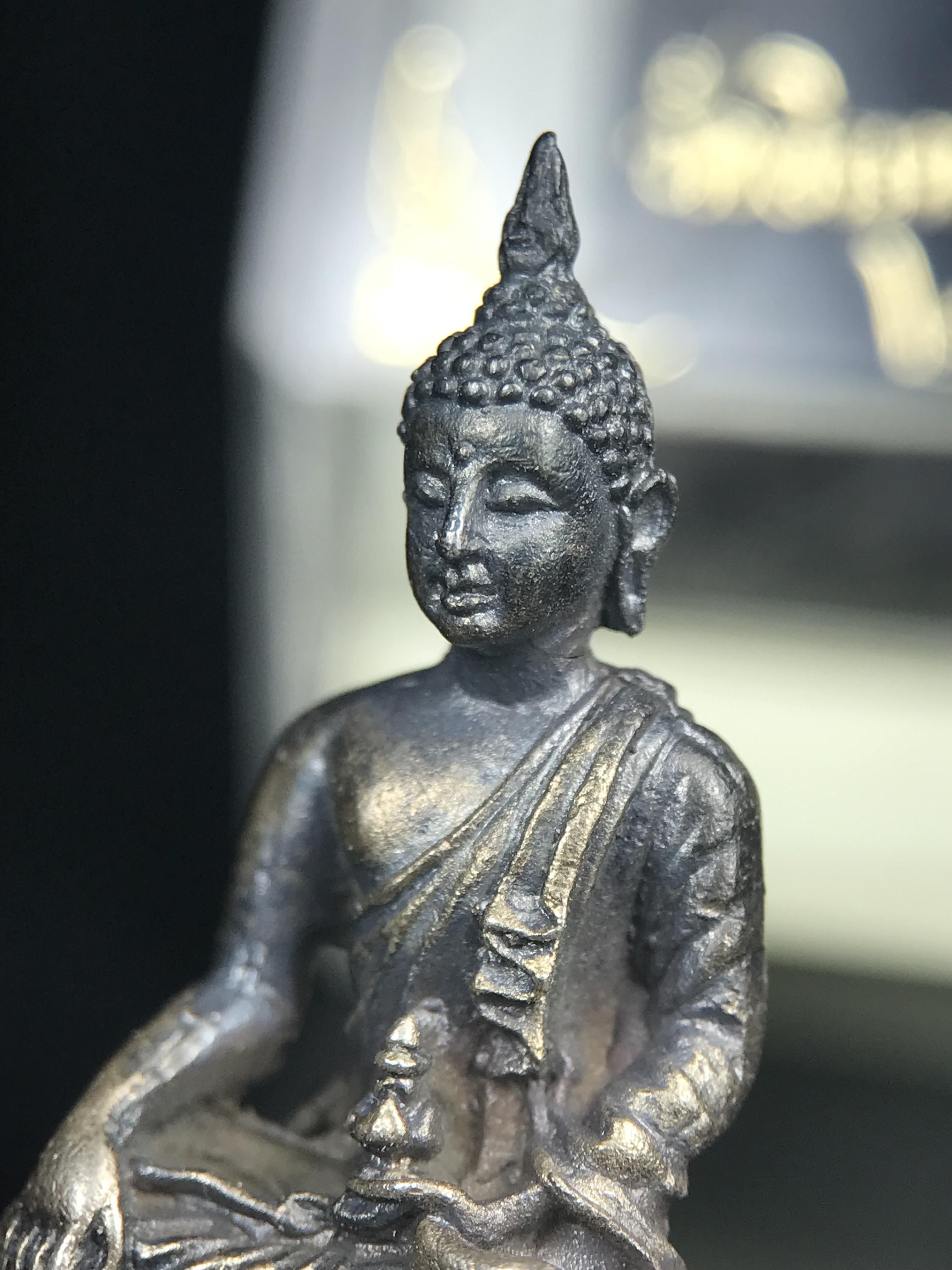 พระกริ่งพรหมรังสี อนุสรณ์ 190 ปี สมเด็จพระพุฒาจารย์ โต วัดอินทรวิหาร ปี2521 เนื้อเงิน(ผิวเดิมเข้มขลัง)พิธีมหาพุทธาภิเษกครั้งยิ่งใหญ่ พิธีสรรพสิทธิชัยไพรีพินาศมหามังคลาภิเษก หมายถึงฤกษ์การปลุกเสกที่เน้นด้านโชคลาภ มีชัยชนะต่อศัตรูการค้า การงาน(รุ่นนี้แนะนำ)