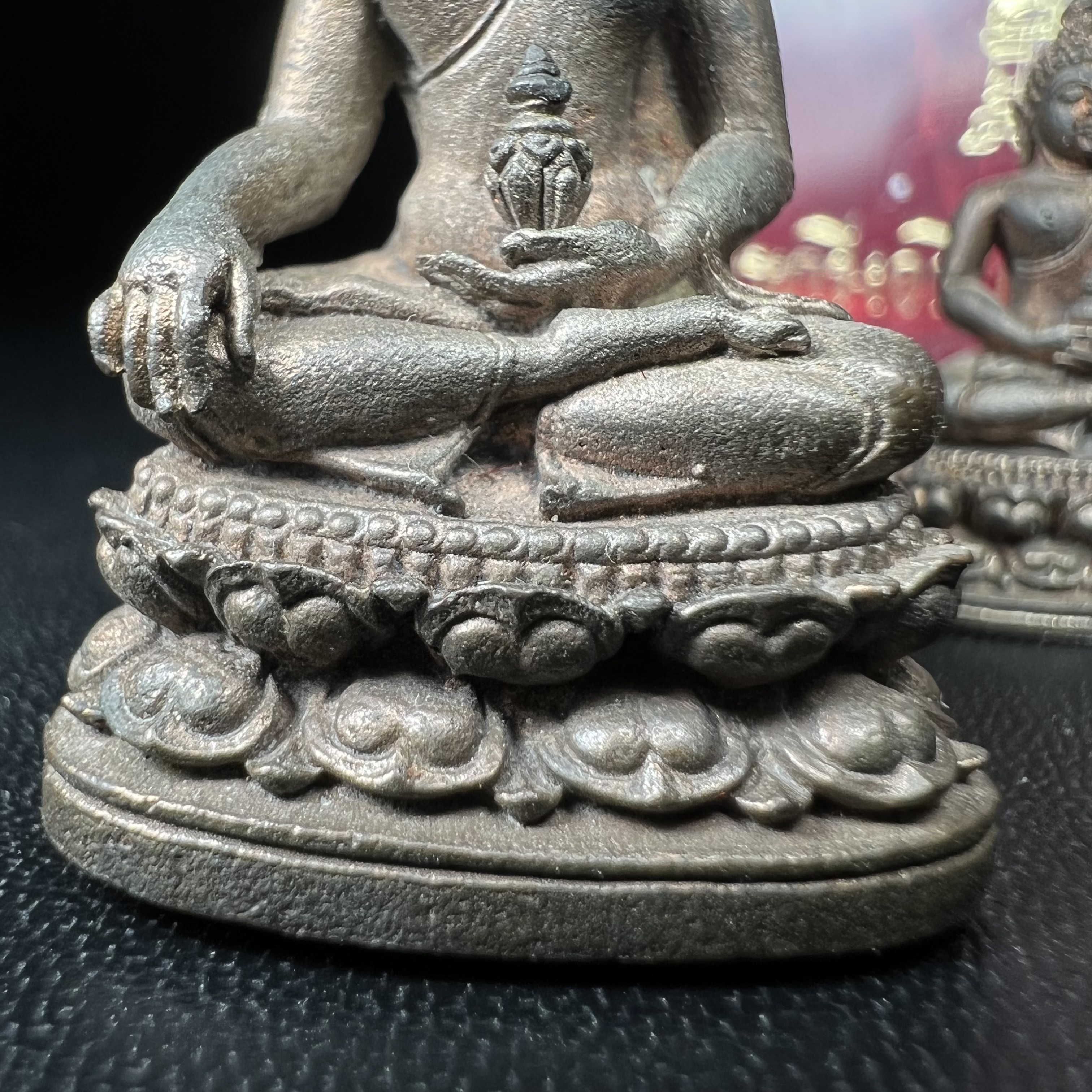 พระกริ่ง-พระชัยวัฒน์อธิบดี ปี2525 ของดีอัยการ (มีไว้บูชาเลื่อนยศเลื่อนตำแหน่งทุกท่าน)(1ใน 2525 ชุด)