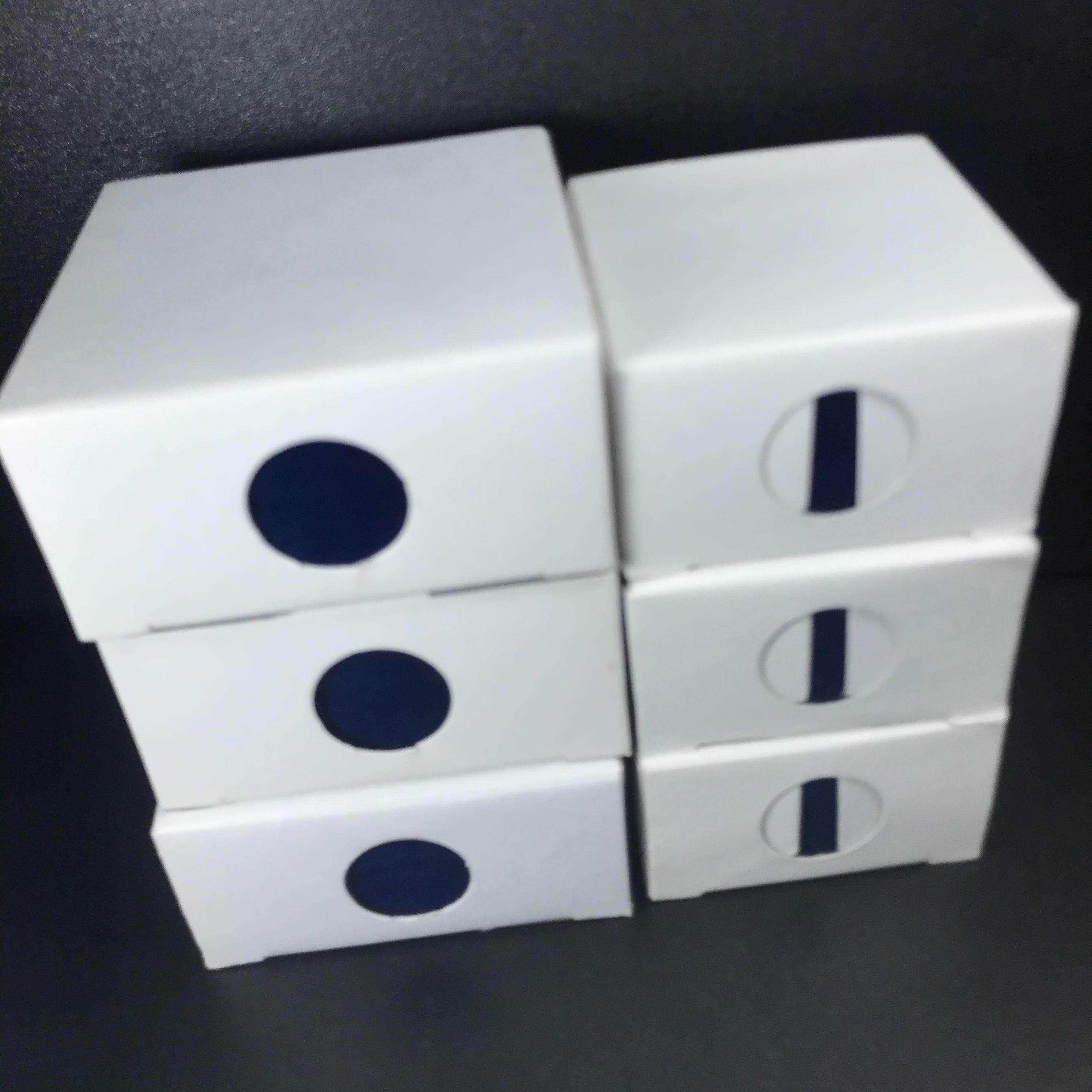 พระรูปเหมือนลอยองค์ สมเด็จพระสังฆราช วัดบวรนิเวศวิหาร รุ่น คชวัตร ปี2546 ที่ระลึกงานฉลองพระชนมายุ 90 พรรษา เนื้อนวโหละ (พิมพ์ใหญ่หน้าตัก 1.5ซม.+พิมพ์เล็กหน้าตัก1 ซม.)รวม1 ชุด 2 องค์