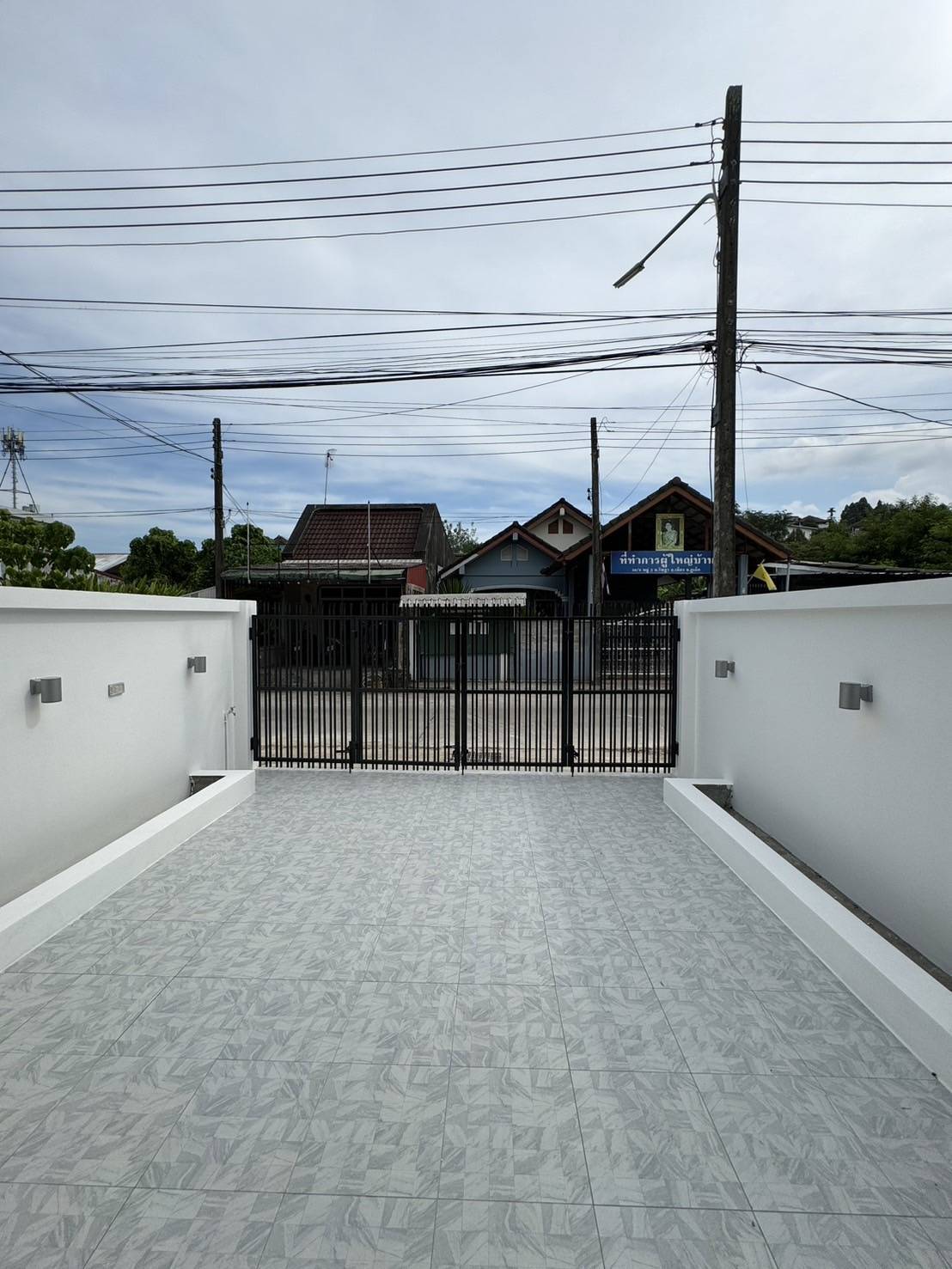 For Sales : Ratsada, One-Story Town House, 2 Bedrooms 2 Bathrooms