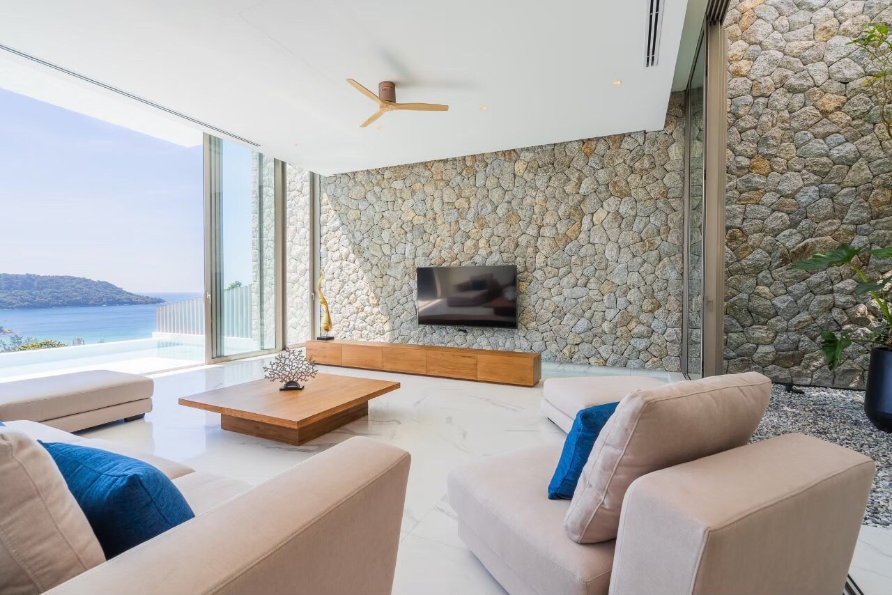 For Sale : Kata Private Luxury Pool Villa, 5 bedrooms 6 Bathrooms, Sea view.