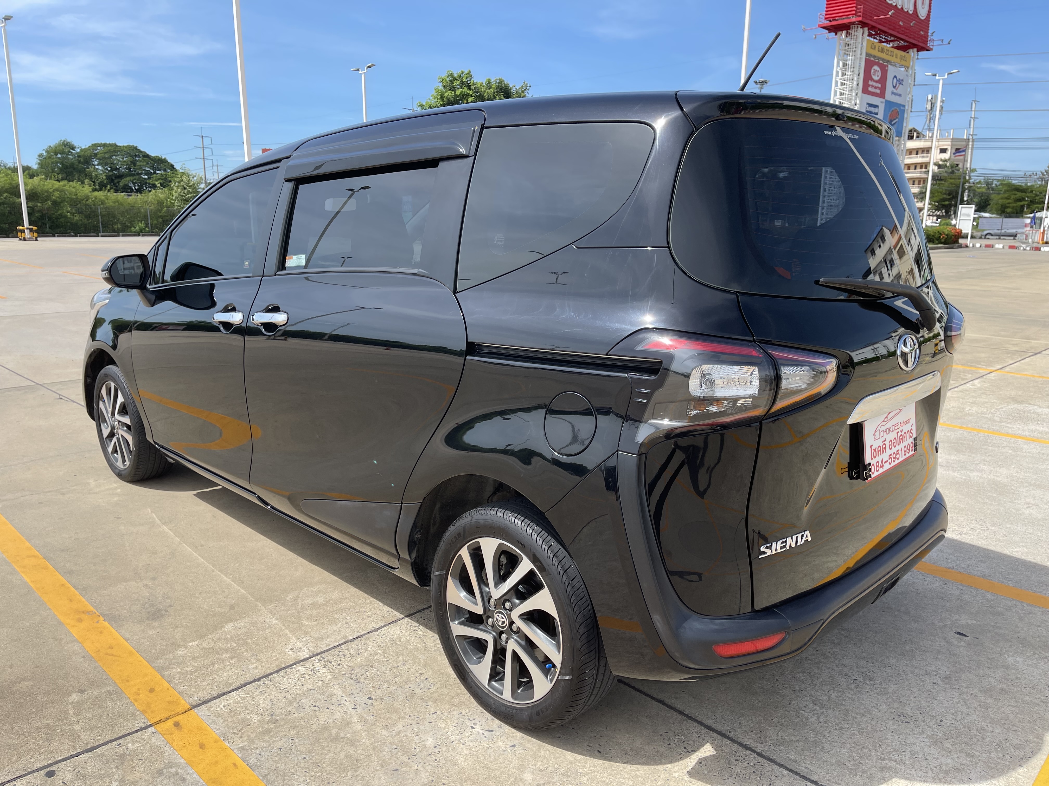 Toyota Sienta 1.5 V At 2018 ดำ
