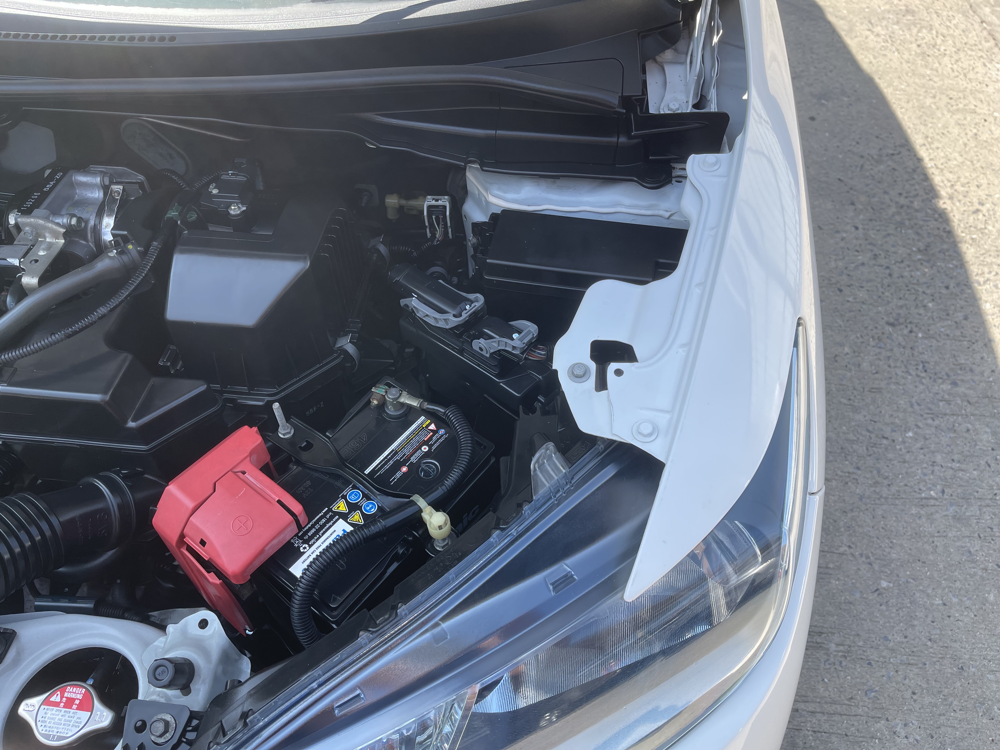 Honda Jazz 1.5 SV At 2016 ขาว