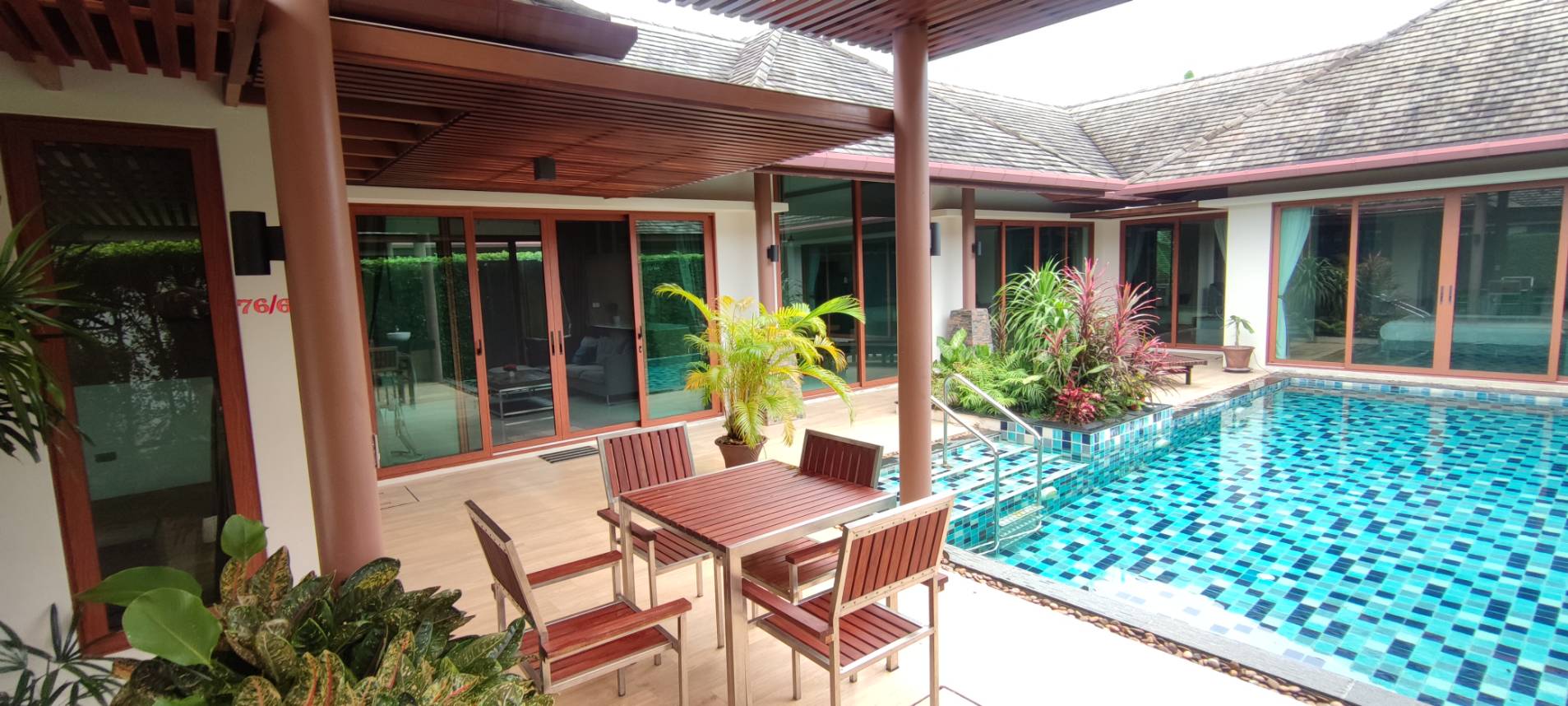 For Rent : Rawai, Luxury Pool Villa 3 Bedrooms 3 Bathrooms