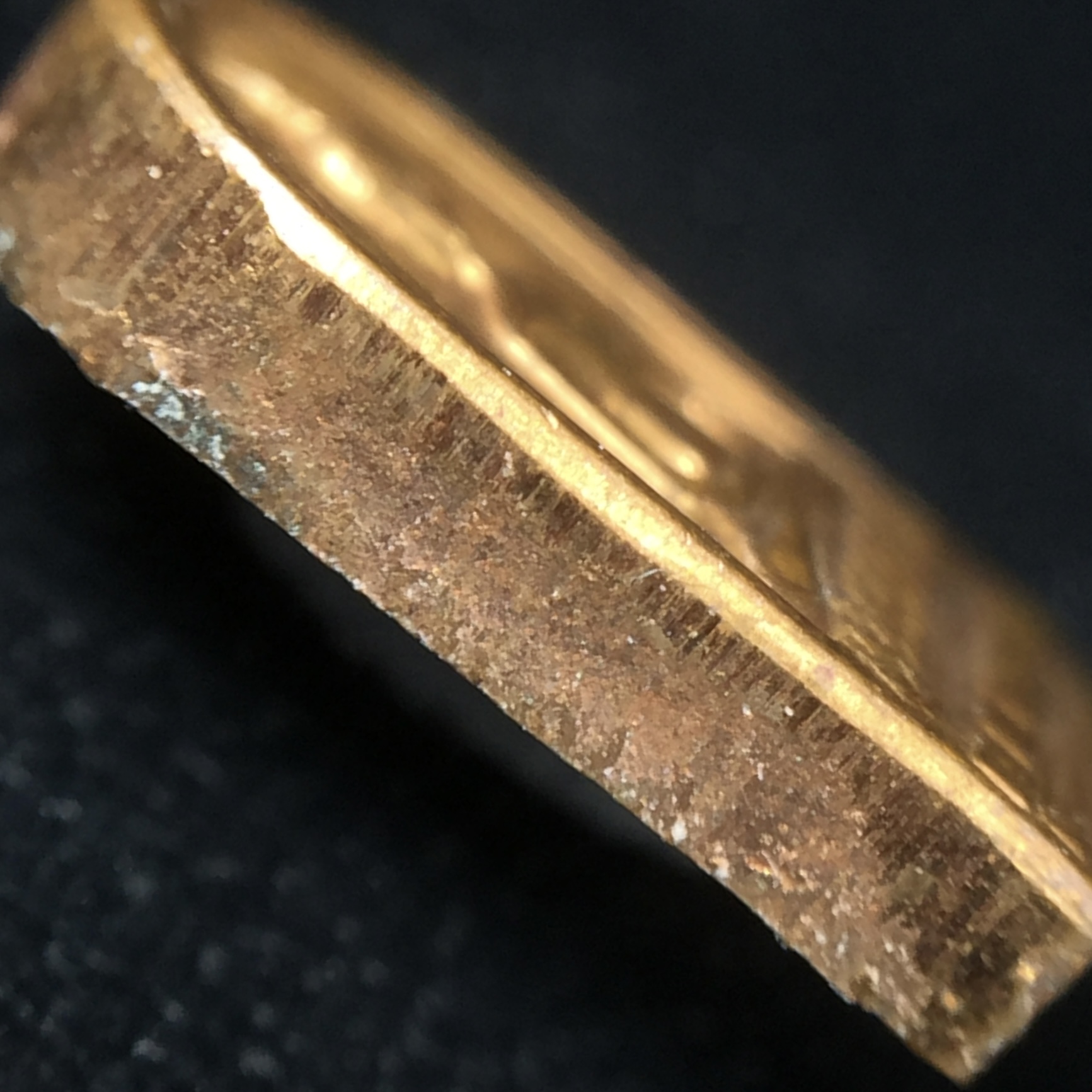 พระปรกใบมะขาม พระพุทธสิหิงค์ ภปร. ธรรมศาสตร์ 50ปี เนื้อทองแดง(คัดสภาพสวย)(ในหลวงรัชกาลที่9 เสด็จเททอง)(พระปรกใบมะขาม ภปร รุ่นแรก)