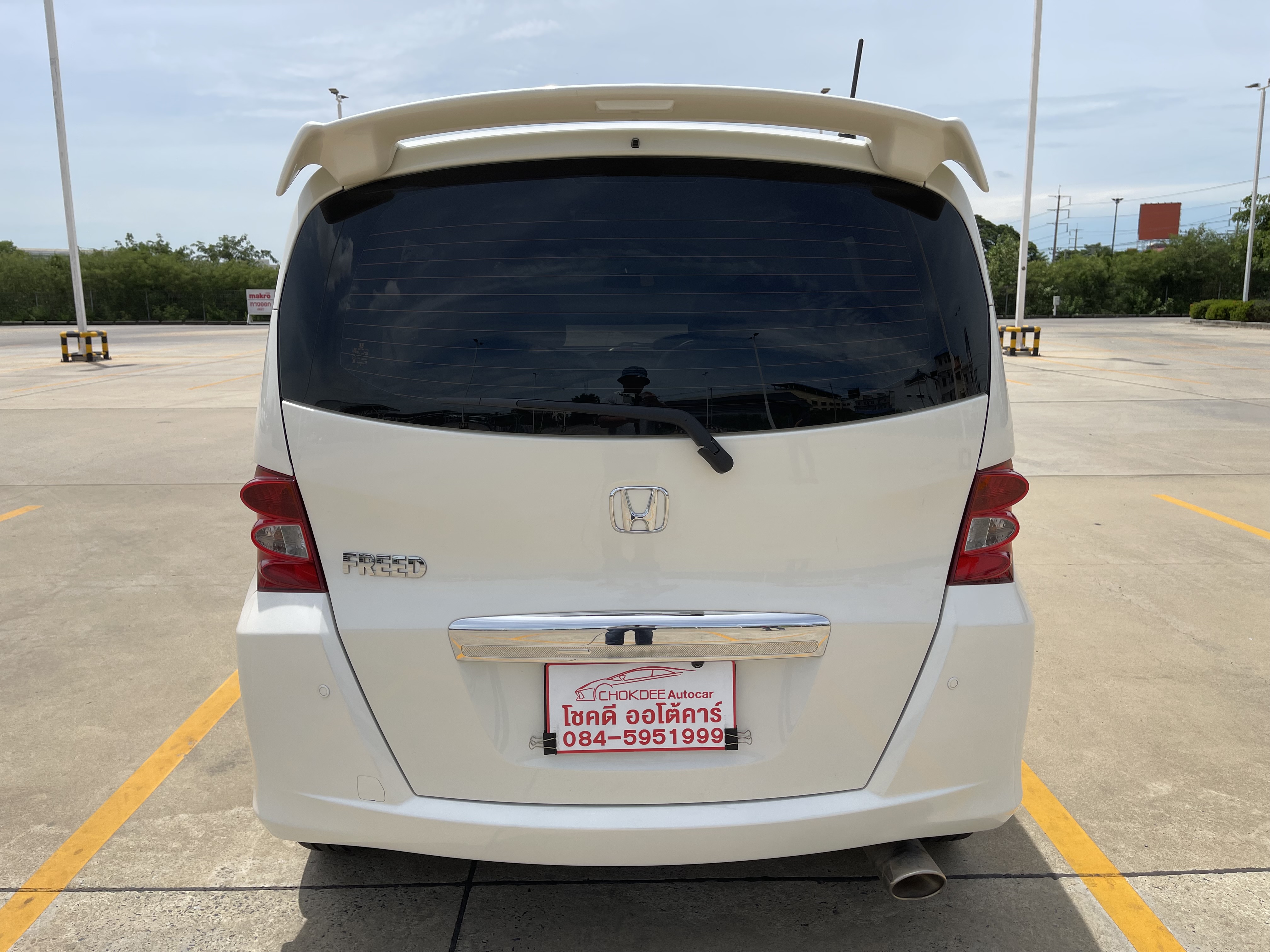Honda Freed 1.5 E At 2012 ขาวมุก