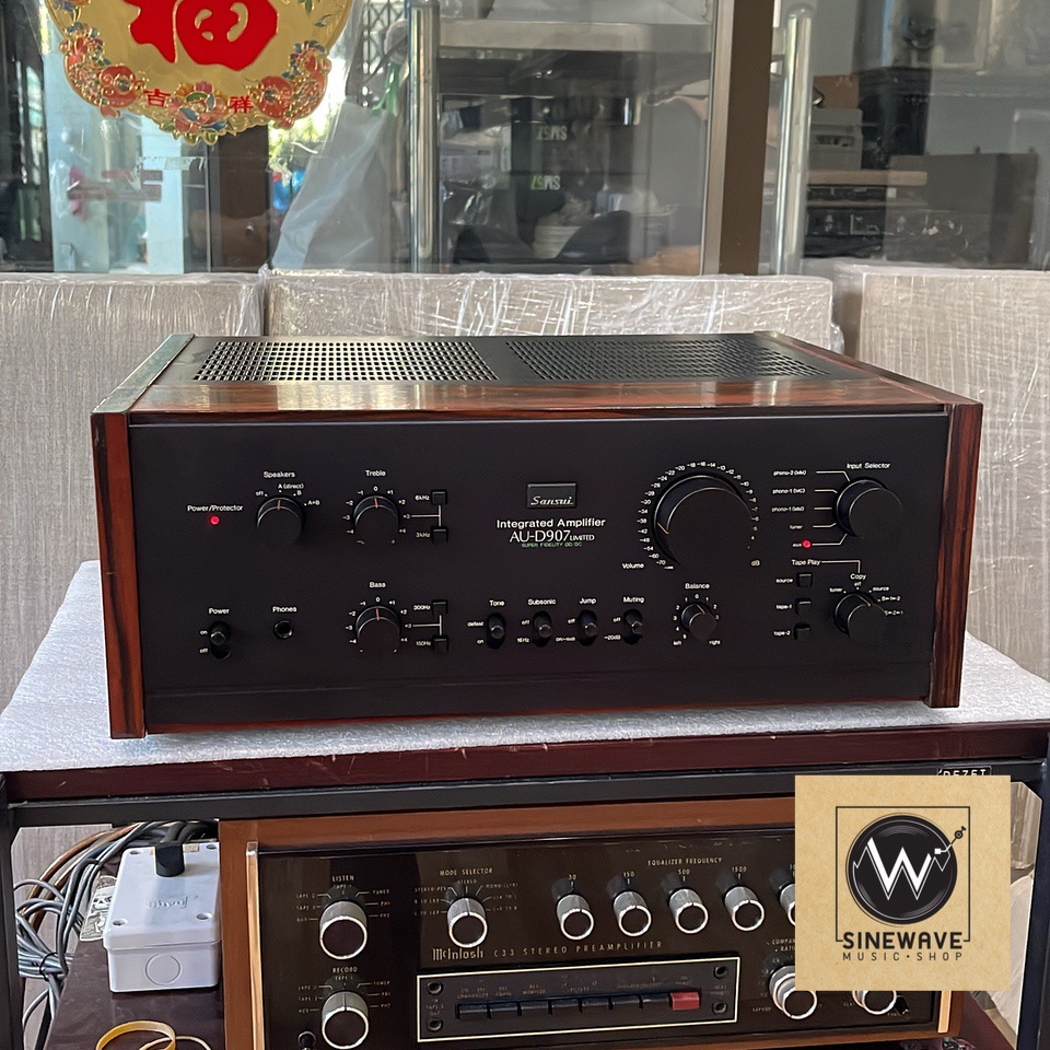 Integrated Amp ยี่ห้อ Sansui รุ่น AU-D907 Limited (Made in Japan)