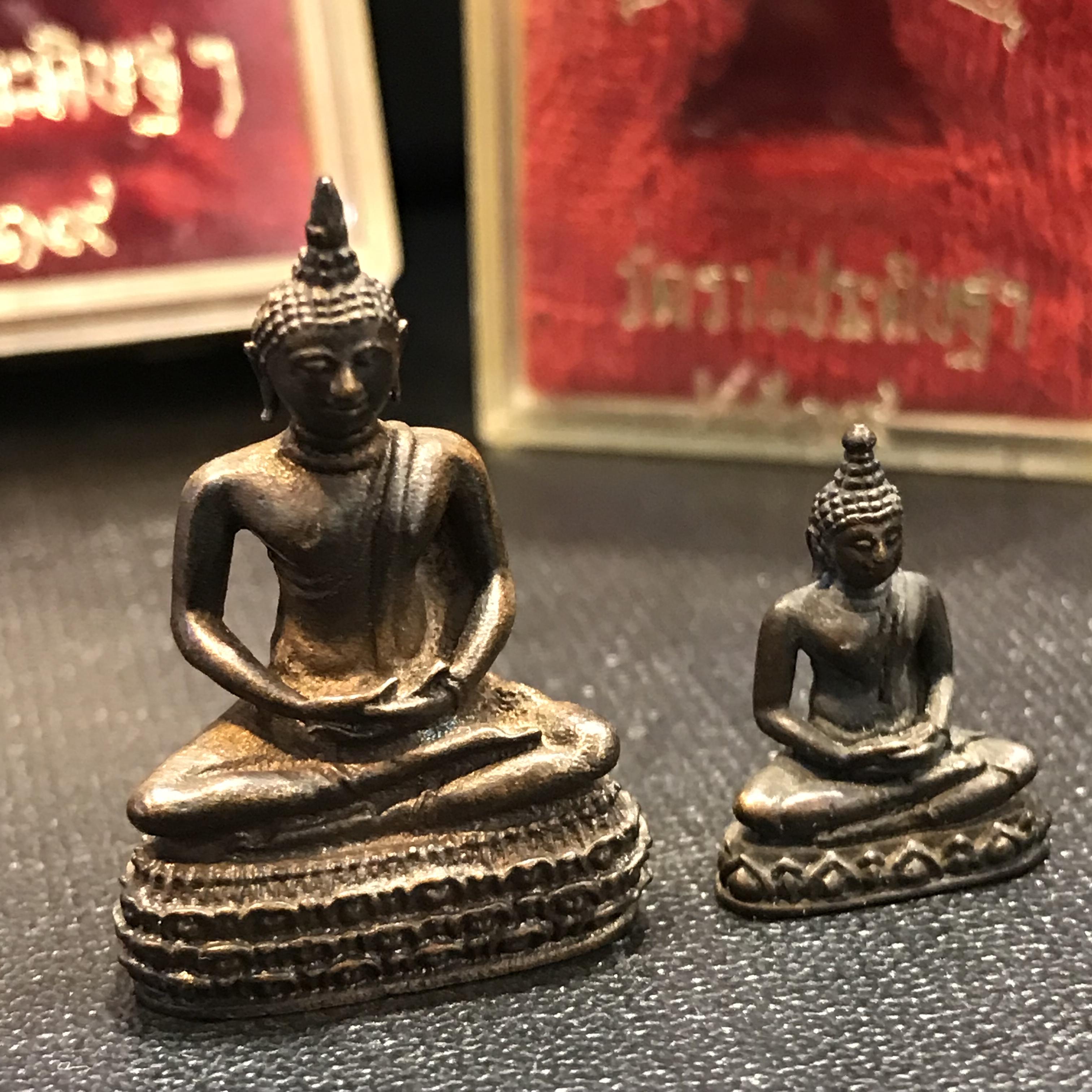 พระกริ่ง-พระชัยวัฒน์พระพุทธสิหิงห์ วัดราชประดิษฐ์ ปี2519 เนื้อนวโลหะกล่องบรรจุเดิม(ในหลวงรัชกาลที่9เสด็จในพิธี)