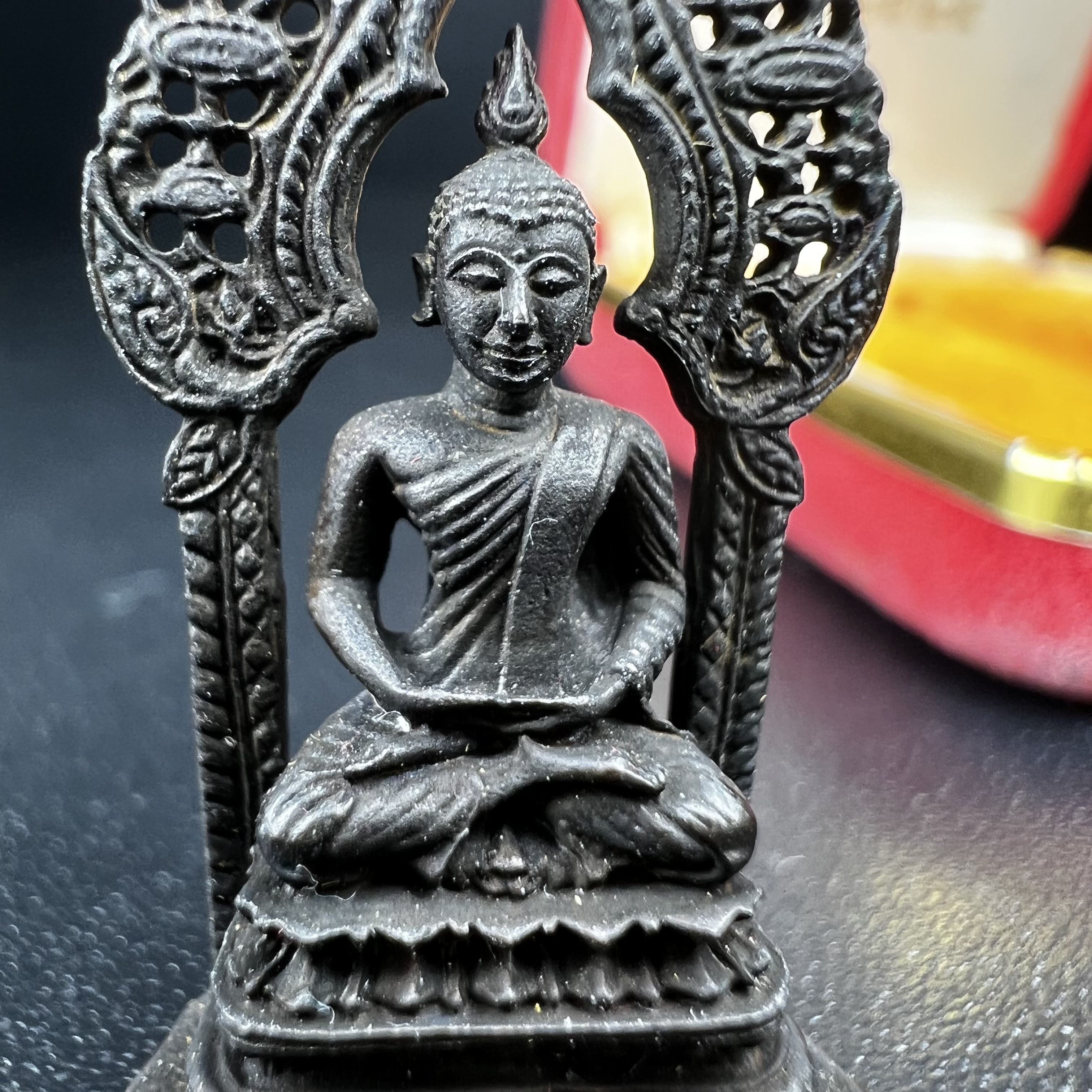 กริ่งพระพุทธนิรันตราย วัดราชประดิษฐสถิตมหาสีมารามราชวรวิหาร สมโภชกรุงรัตนโกสินทร์ 200ปี พ.ศ.2525 เนื้อนวโลหะ (พิธีใหญ่ เกจิคณาจารย์ในยุคล้นหลาม ในหลวง ร.9 เสด็จร่วมพิธี สมเด็จพระสังฆราชประธานพิธีปลุกเสก)มาพร้อมกล่องบรรจุเดิมครบสมบูรณ์ หายากก(1ใน 1209องค์)