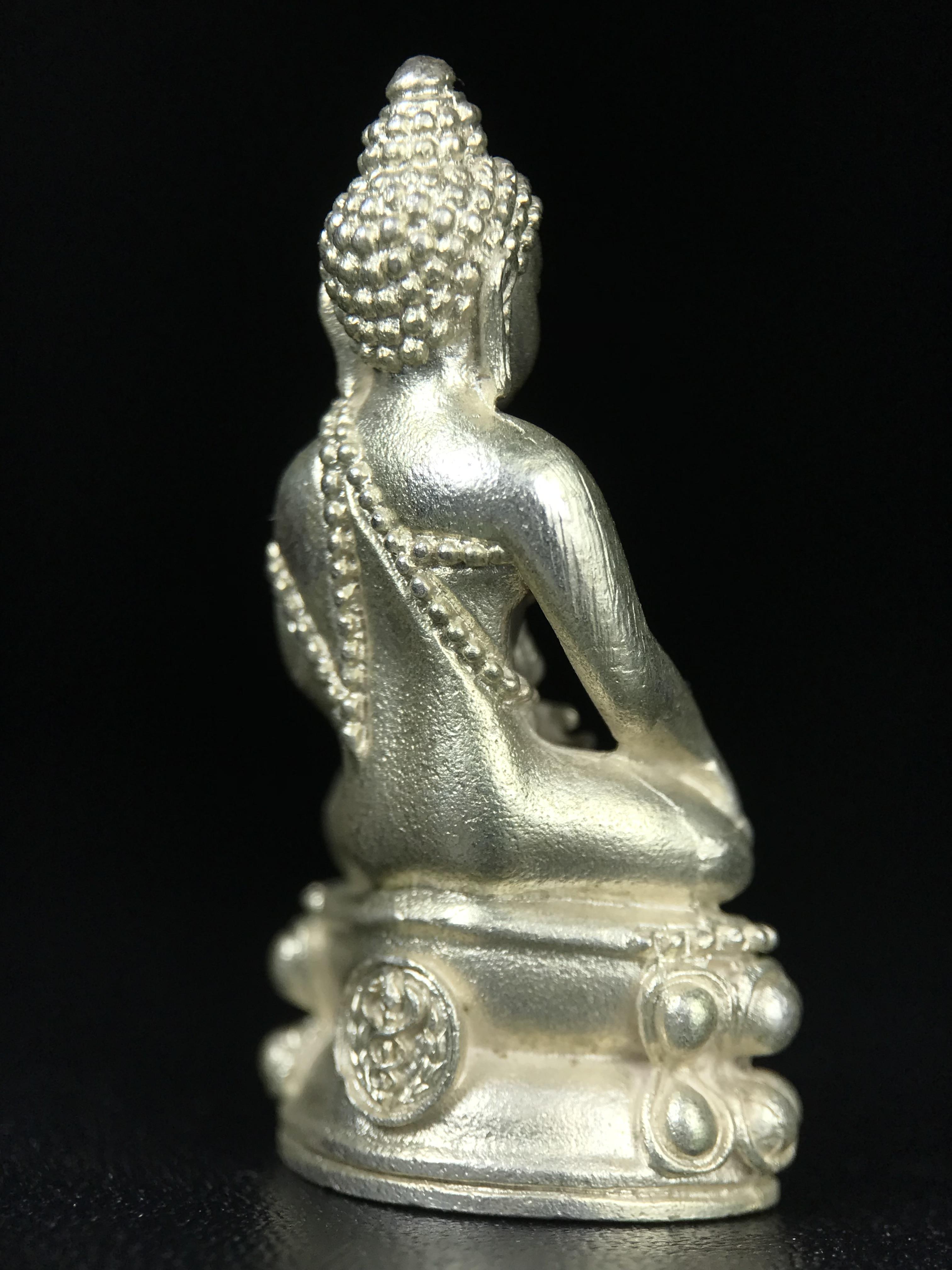 พระกริ่งศิรากาศ ภปร.(พระกริ่งคุ้มเกล้า)วัตถุมงคล"คุ้มเกล้าฯ" มูลนิธิ “คุ้มเกล้า” ในพระบรมราชูปถัมภ์ จัดสร้าง โรงพยาบาลภูมิพล เนื้อเงิน(พิมพ์หน้าไทย)(สภาพผิวขึ้นน้ำทองทั่วองค์สวยมากมาก!!)(ในหลวงรัชกาลที่9เสด็จเททอง)(พิธีใหญ่)(นิยม)