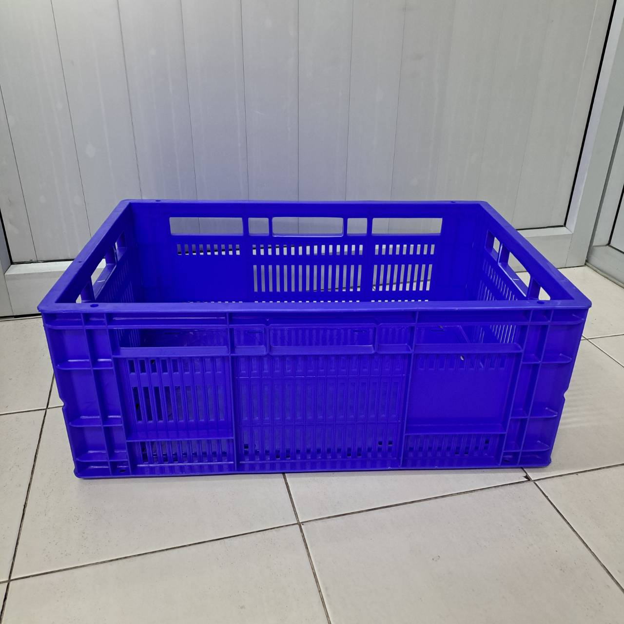 ลังโปร่ง 167