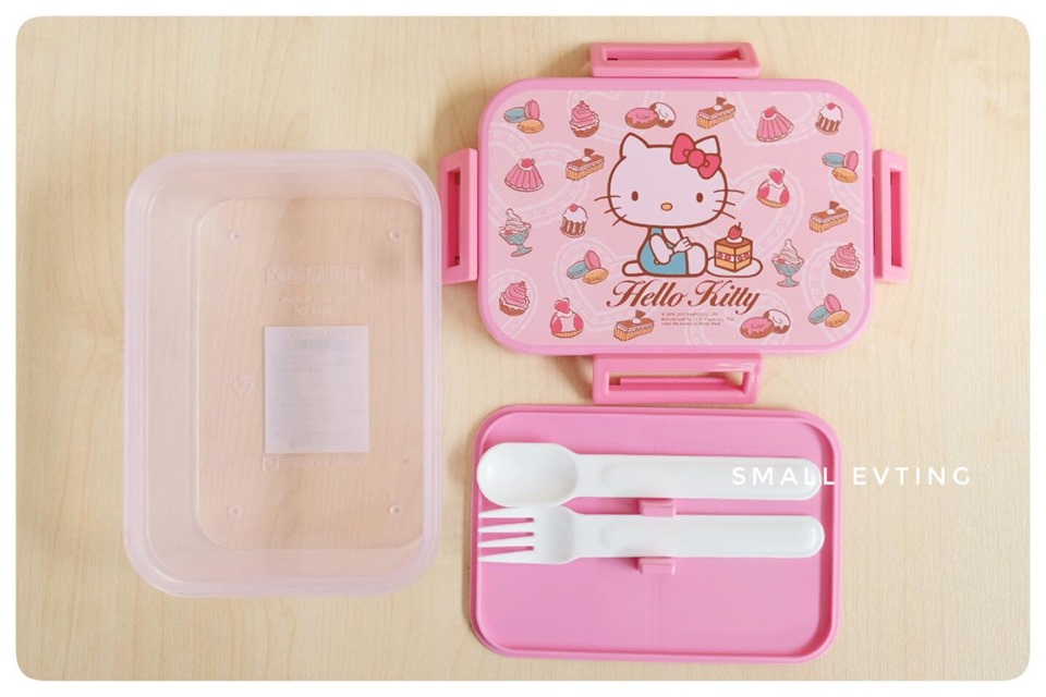 Small Evting กล่องใส่อาหาร 9196 ลายคิตตี้ Hello Kitty พร้อม ช้อน ส้อม กล่องใส่ข้าว กล่องข้าว super lock กล่องถนอมอาหาร