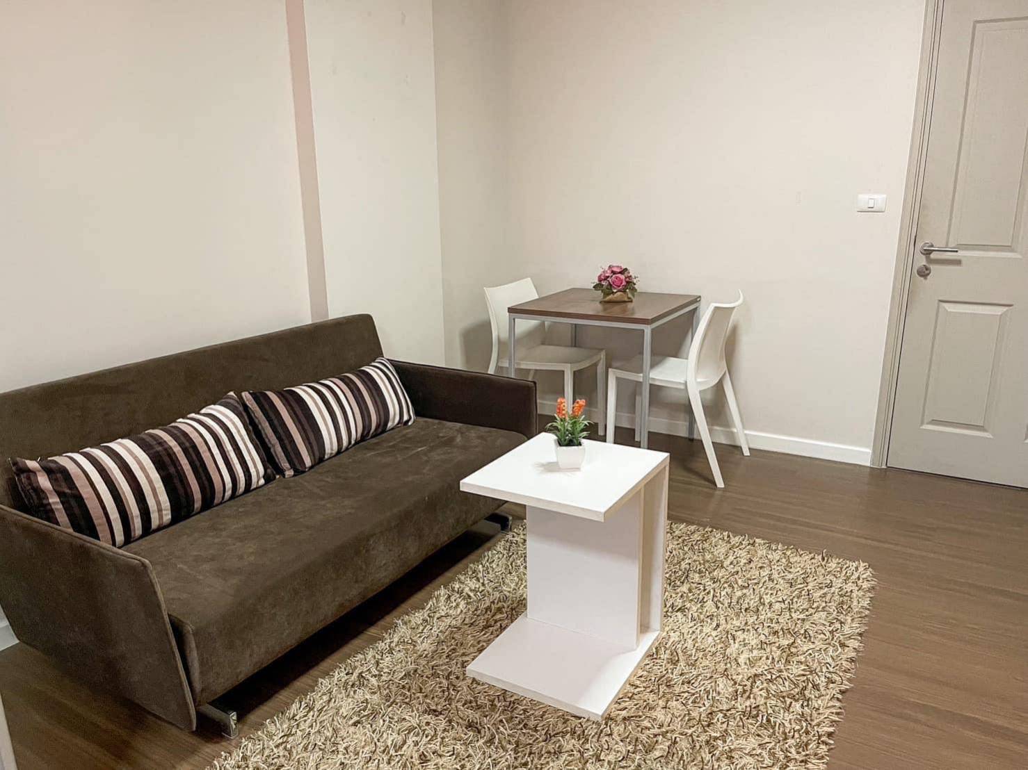 For Rent : Kathu, Dcondo Creek, 1 bedroom 1 bathroom, 5th flr., Pool view