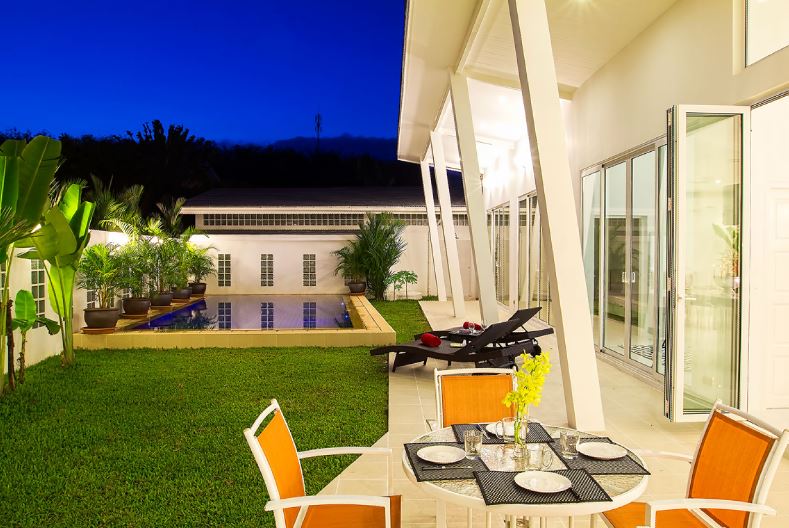 For Sales : Thalang, 5 Luxury Private Pool Villa , 23 bedrooms 17 bathrooms. 1,550 SQ.M.