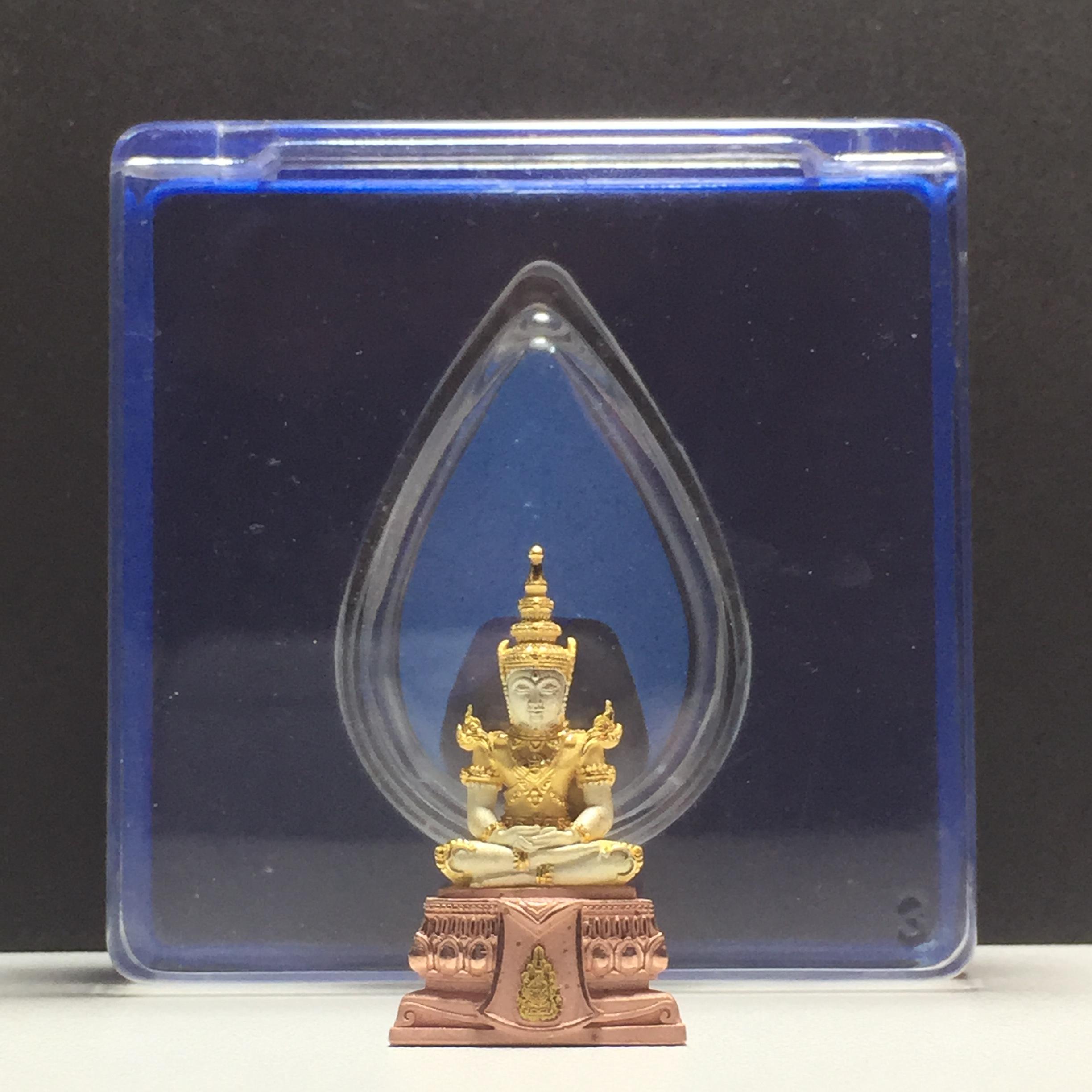 พระแก้วมรกต ฉลองสิริราชสมบัติครบ 60 ปี กรมสรรพสามิตรสร้าง พิธีใหญ่