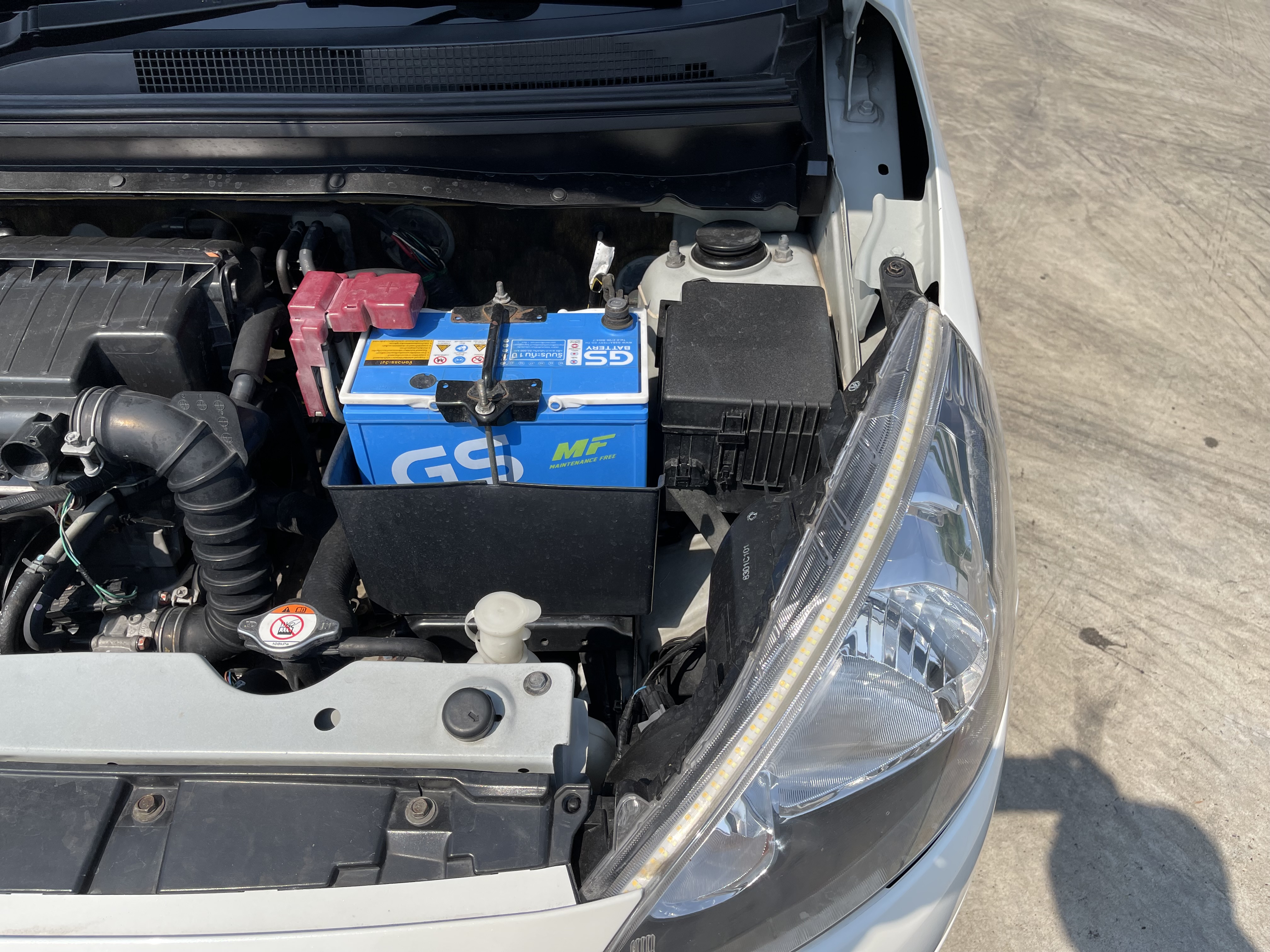 Mitsubishi Mirage 1.2 GLS At 2015 ขาว