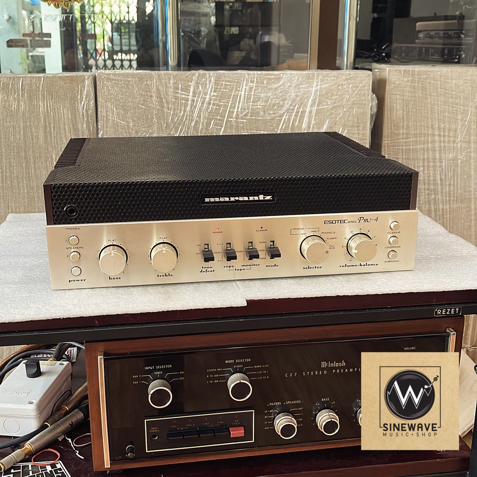Integrated Amp ยี่ห้อ Marantz รุ่น PM-4 (Made in Japan)