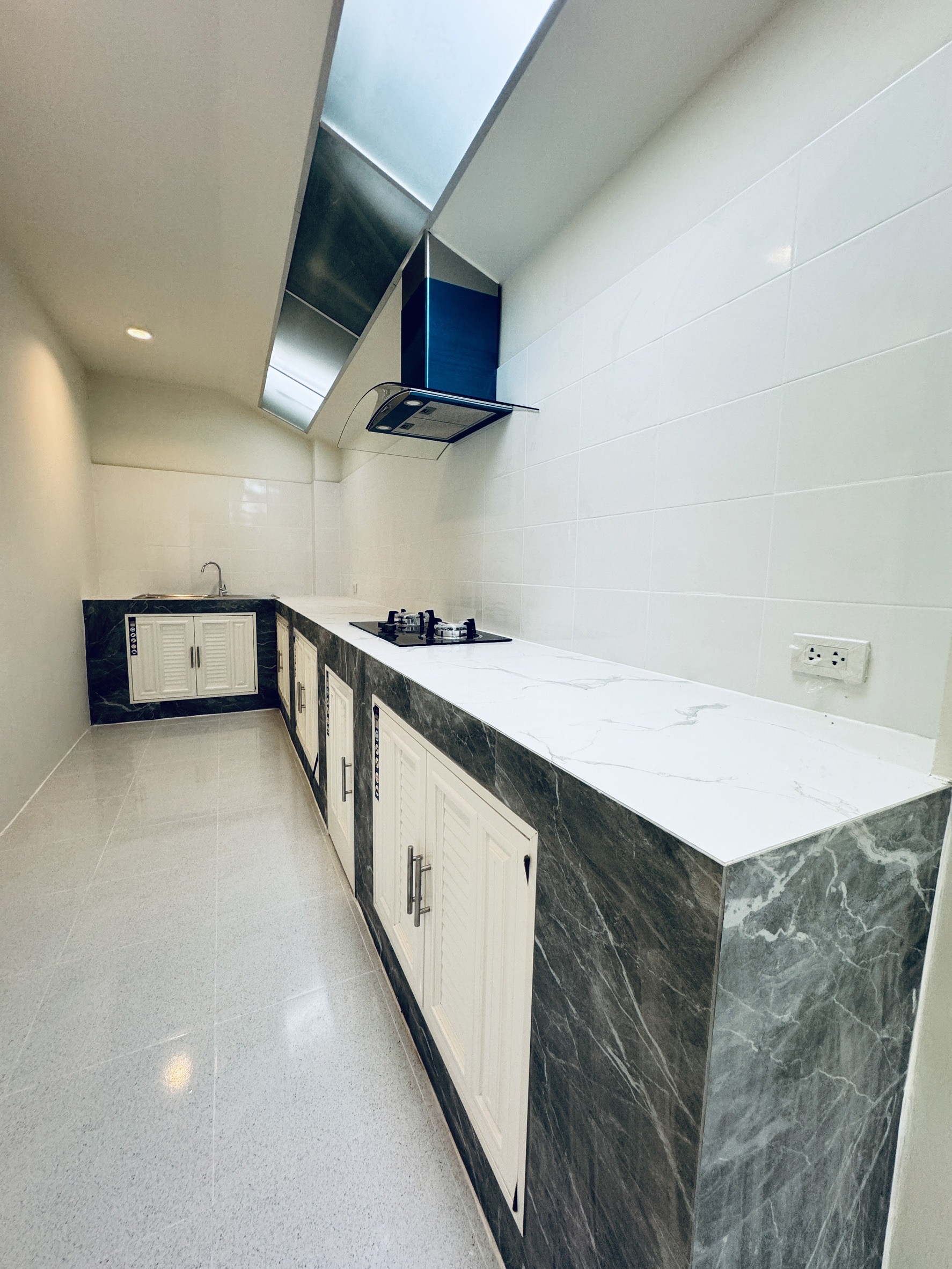 For Sale : Bypass, One-story semi-detached house, 3 Bedrooms 2 Bathrooms