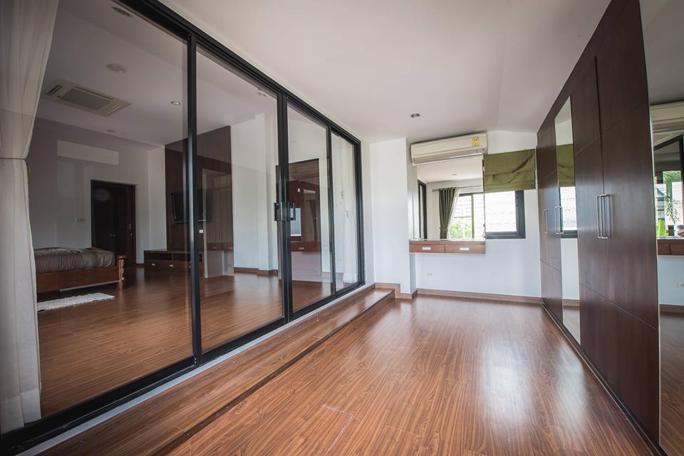 Phuket Chalong Beautifyl Private Pool Villa for Rent