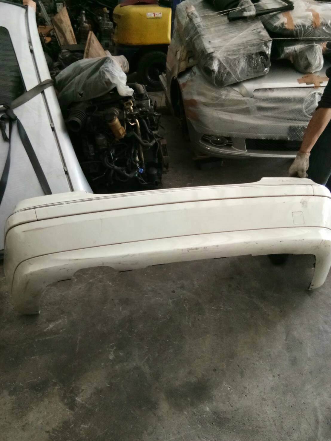 กันชนท้าย BENZ W203