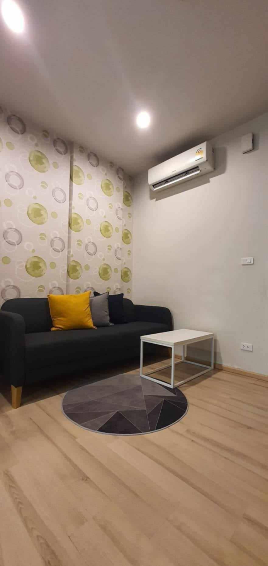 For Rent : Wichit, The Base Downtown, 1 Bedroom 1 Bathroom, 1st , Garden View.