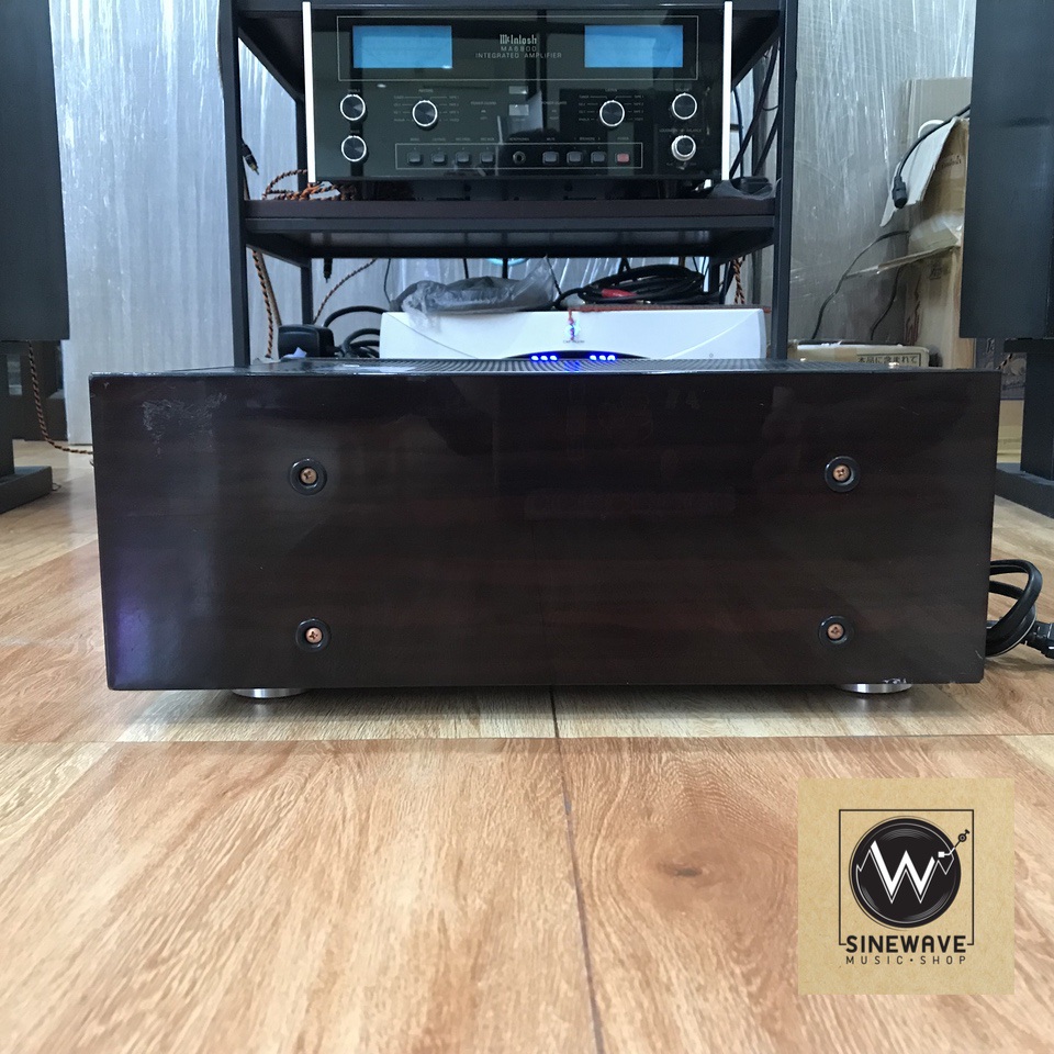 Integrated Amp ยี่ห้อ Marantz รุ่น PM-84D (Made in Japan)