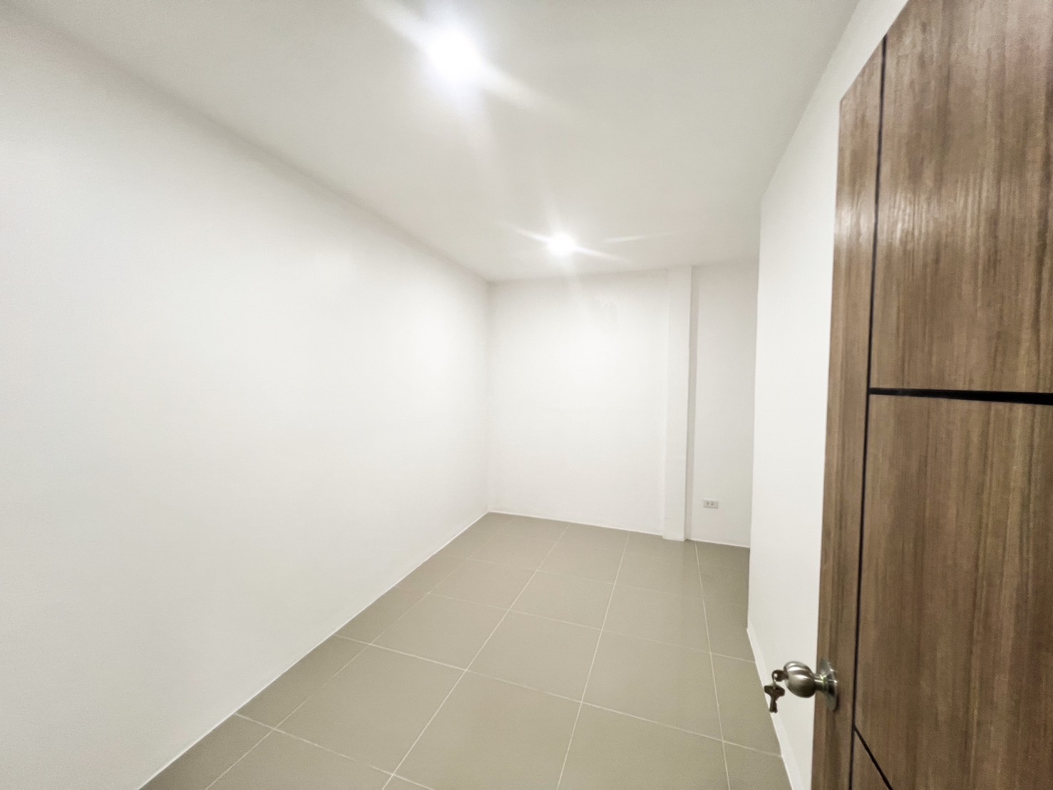 For Sales : Thalang, One-story townhouse near Robinson, 2 Bedrooms 2 Bathrooms