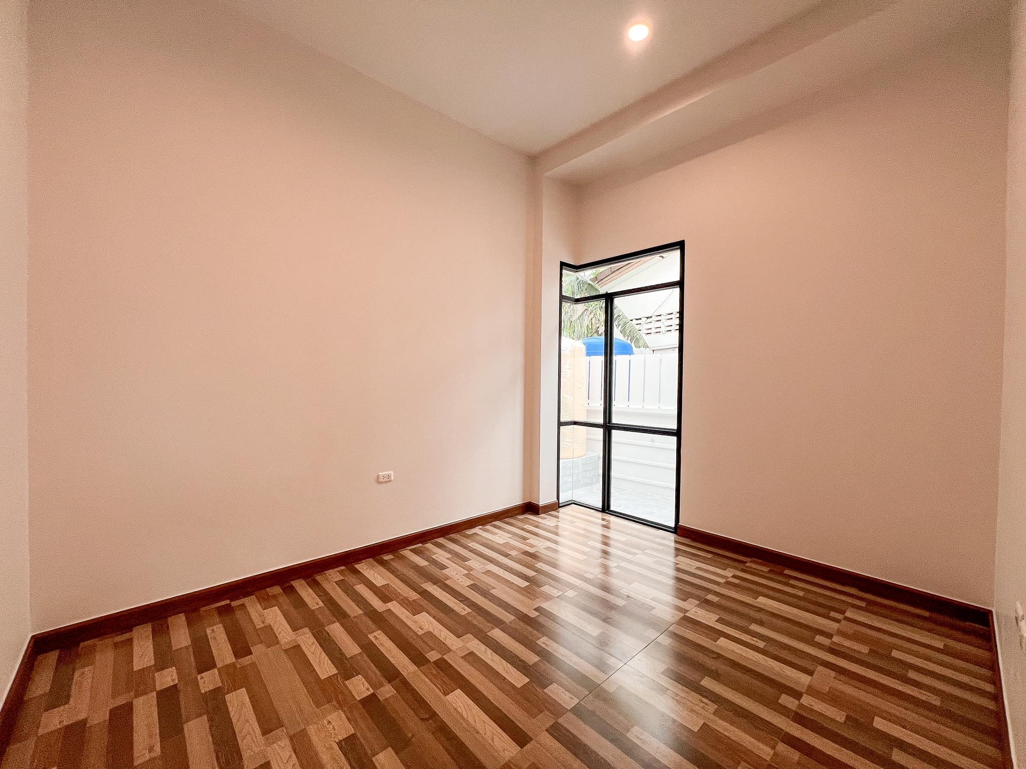 For Sales : Phuket Town, New renovated twin house, 3 Bedrooms 2 Bathrooms