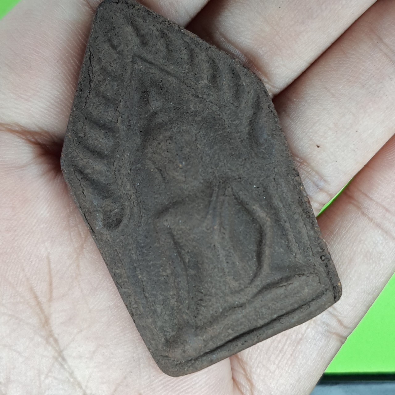 พระเครื่อง ขุนแผน เนื้อแร่เหล็กน้ำพี้ แบบที่ 3 แบบชุด 10องค์