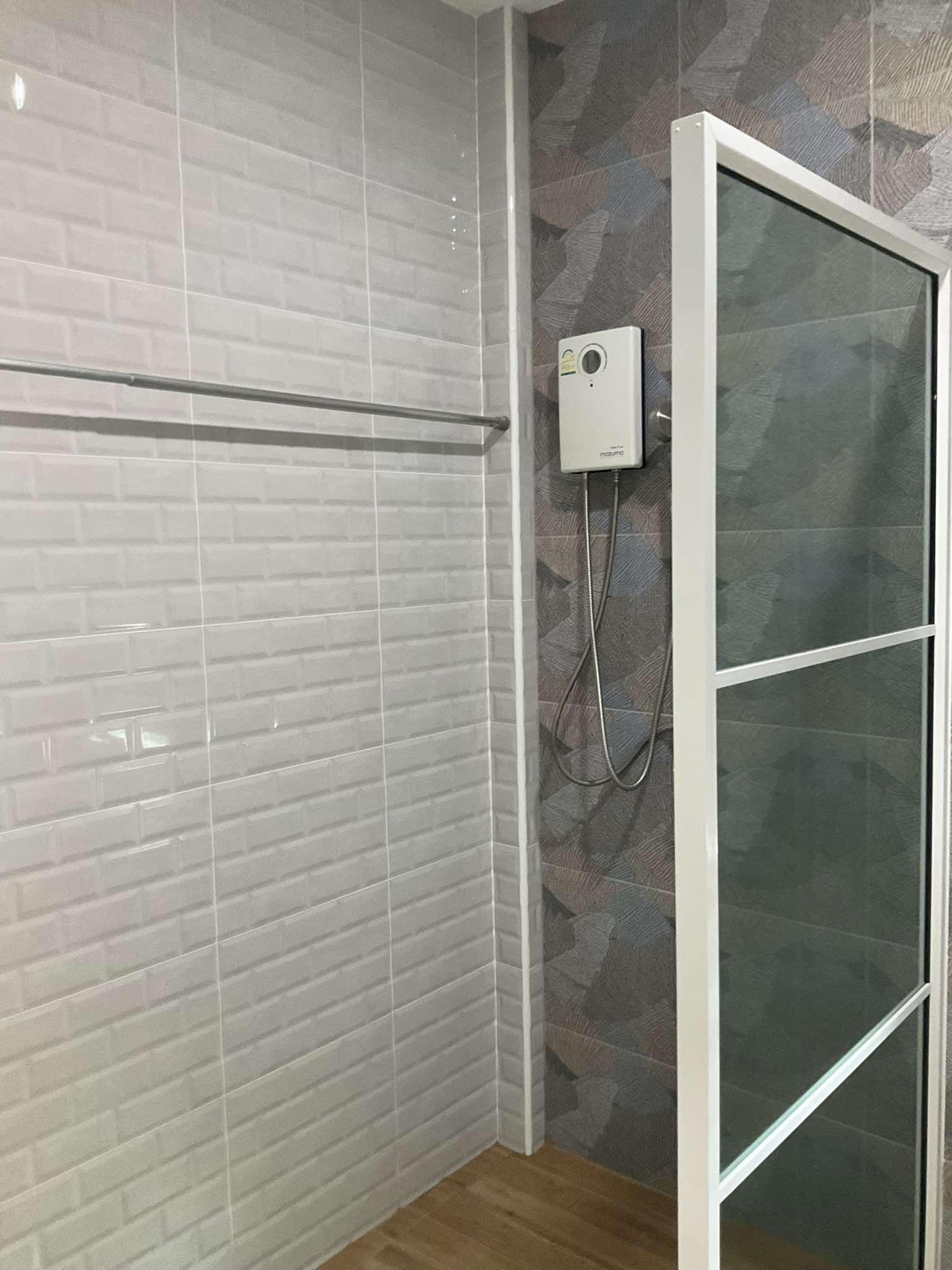 For Rent : Kuku, 3-Story Detached House, 4 Bedrooms 4 Bathrooms