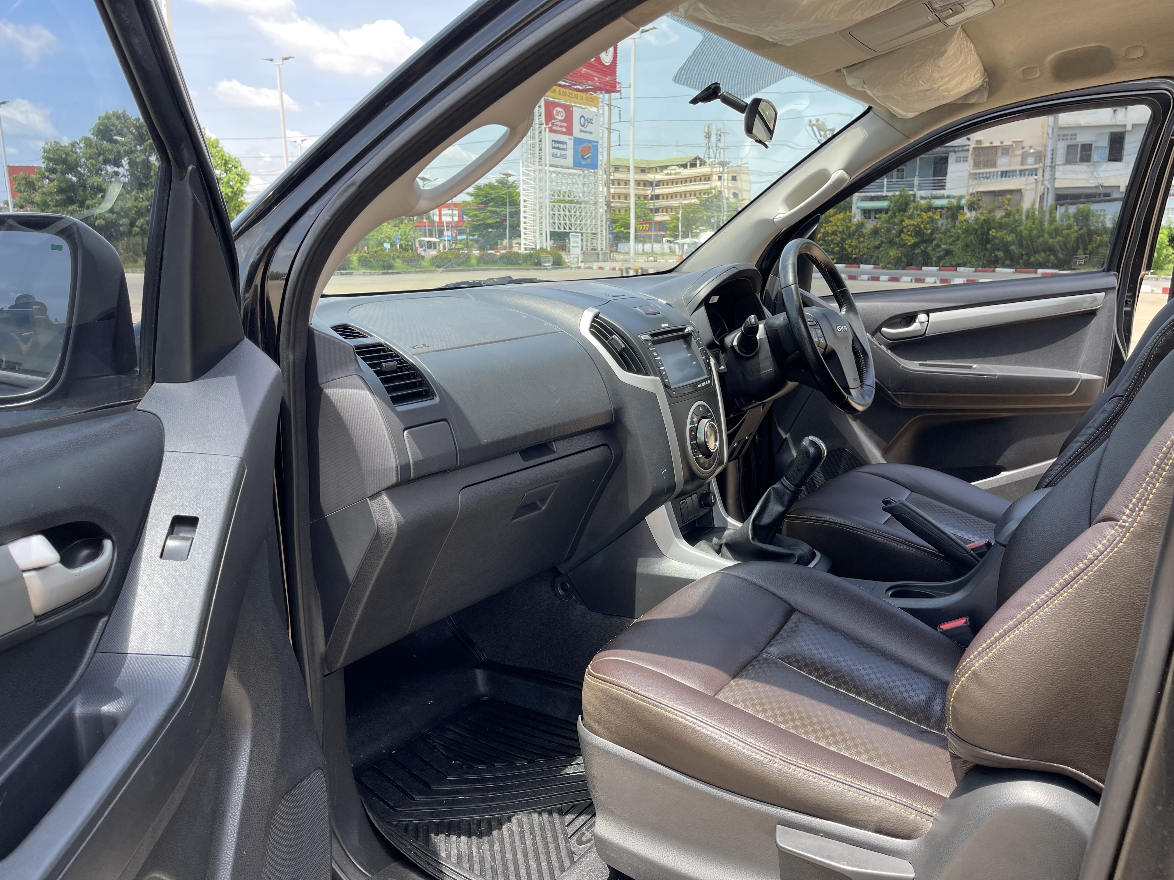 Isuzu Dmax All New 4ประตู Hilander 3.0 Vgs Z Prestige Navi 2013 ดำ