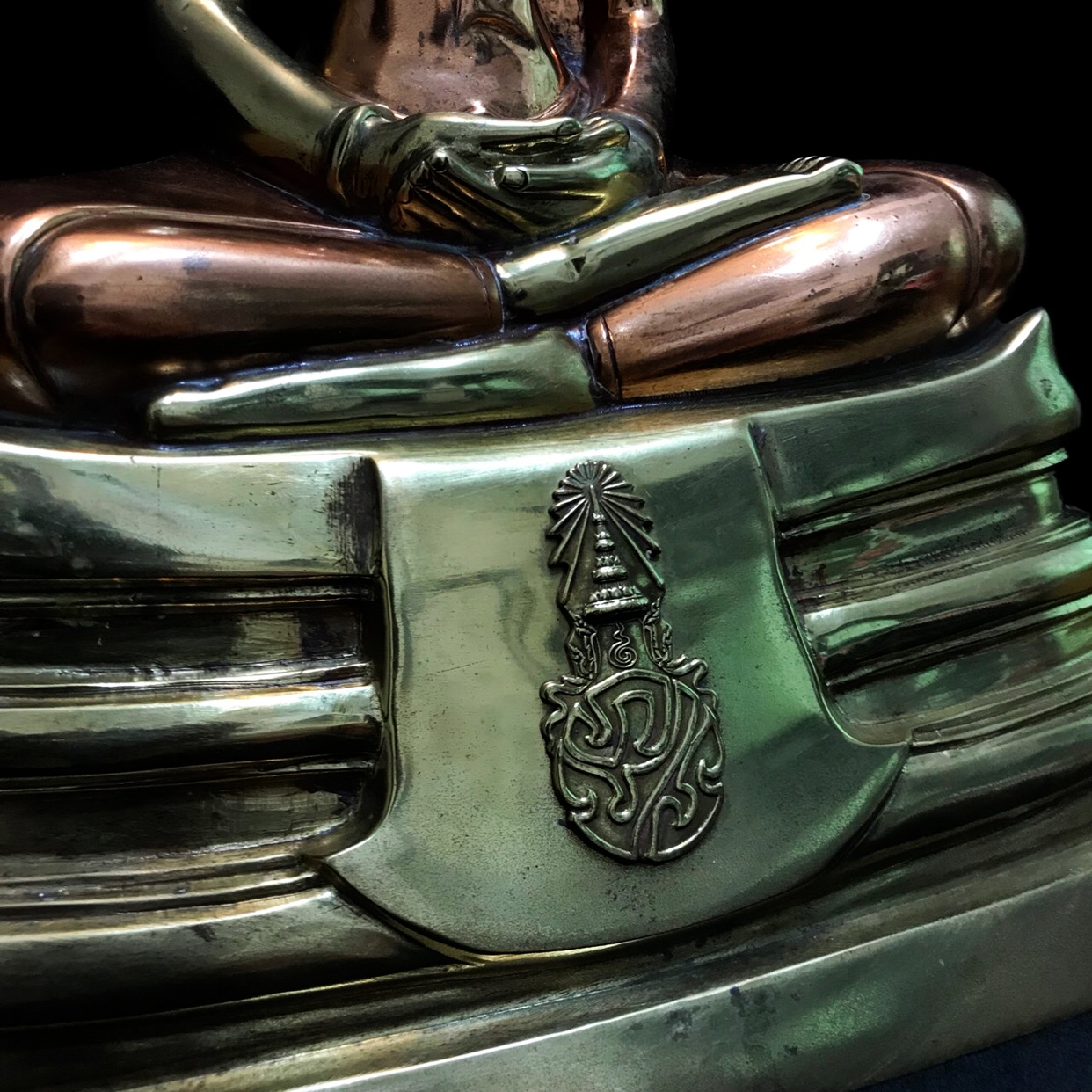 พระบูชาพระพุทธโสธร ภปร. รุ่นย้อนยุค ปี2539 หน้าตัก9นิ้ว สามกษัตริย์