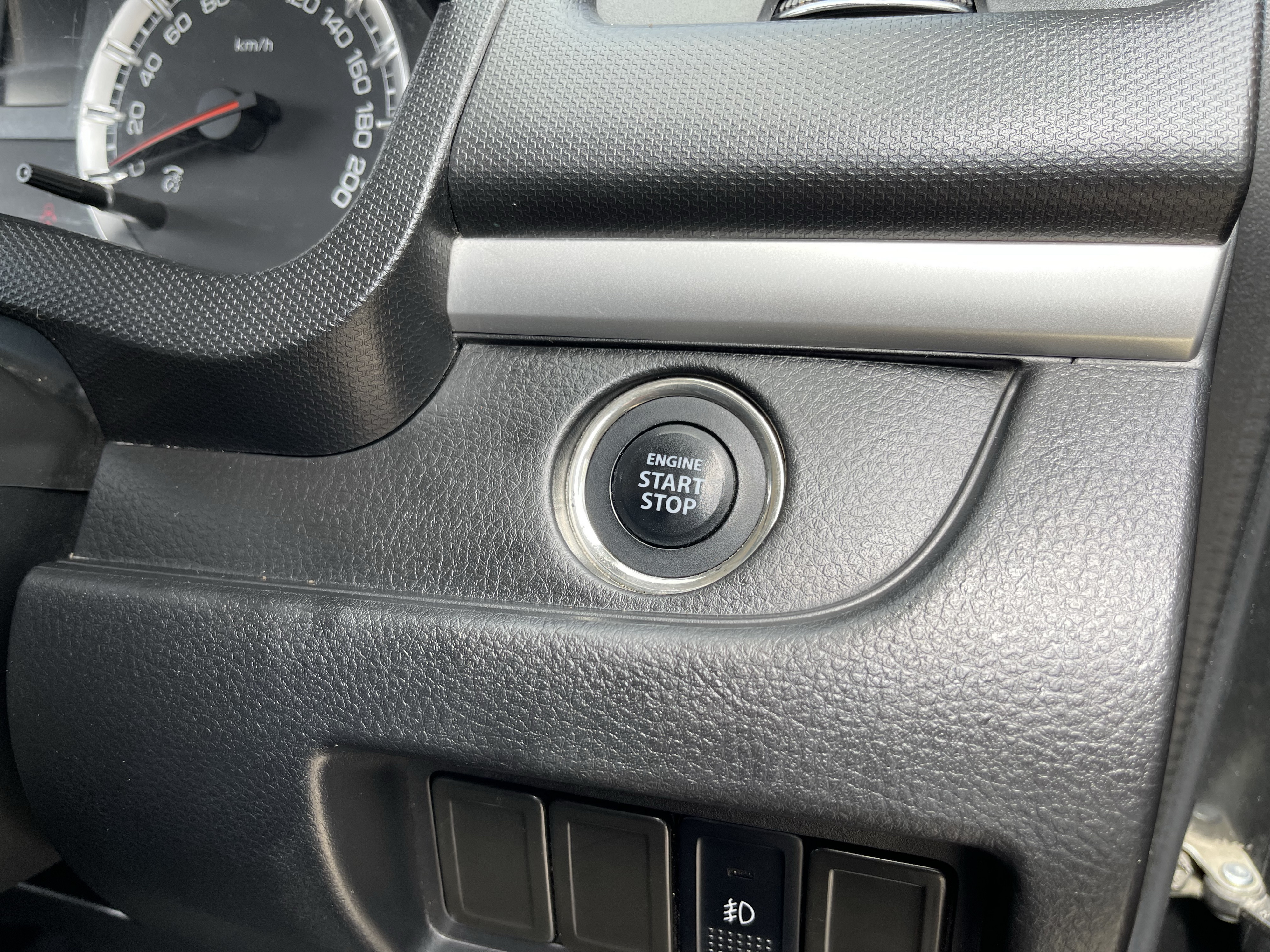 Suzuki Swift 1.2 GLX At 2015 เทาดำ