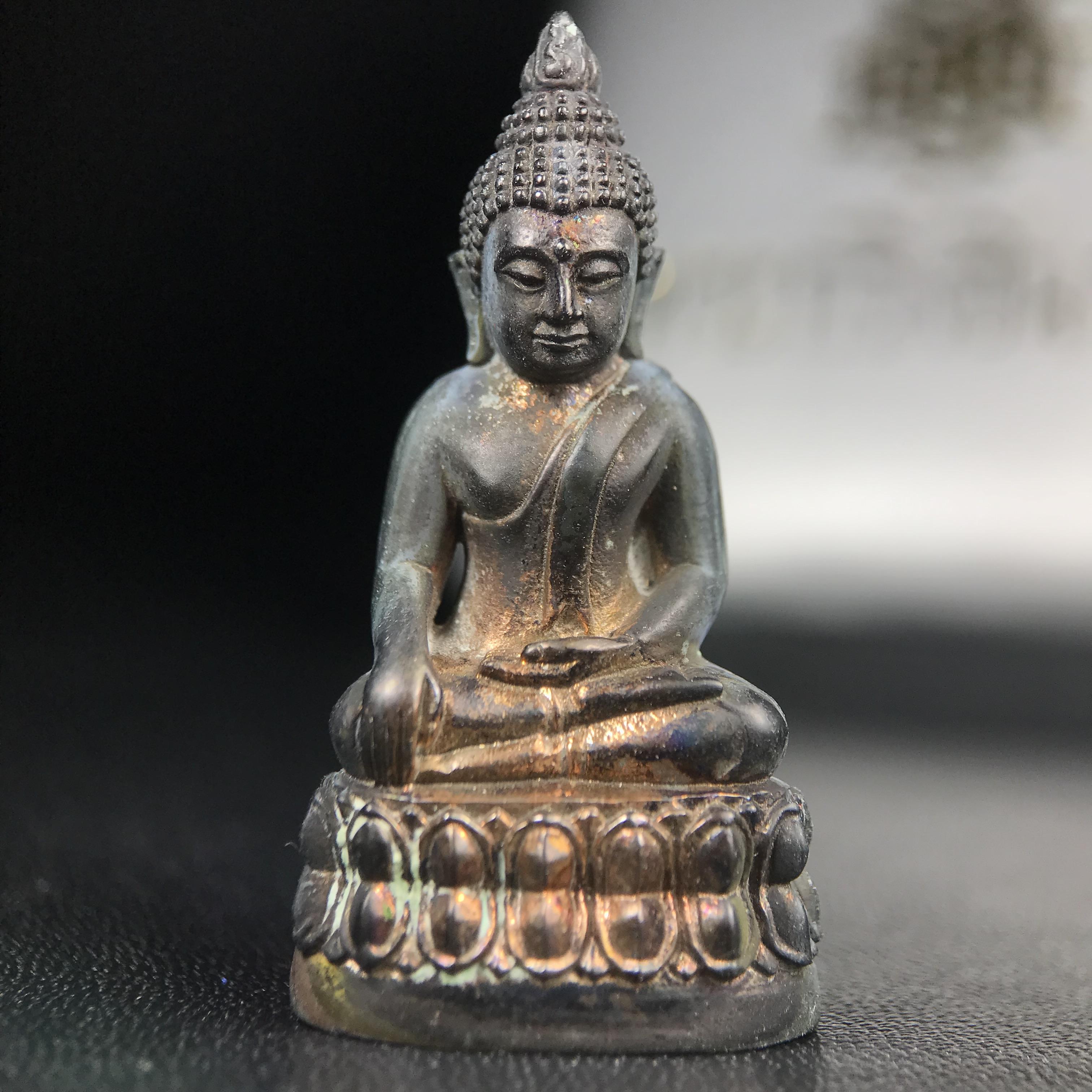 พระกริ่งชินรังษี วัดบวรนิเวศวิหาร ปี 2550 เนื้อนวโลหะ สมเด็จพระญาณสังวร สมเด็จพระสังฆราช ทรงเททองด้วยพระองค์เอง(พุทธศิลป์สุดงดงาม) (องค์หมายเลข ๖๐๓ เลขสวยผลรวมได้เก้าเจริญก้าวหน้าในทุกๆด้าน) 1 ใน 1000 องค์ หายาก